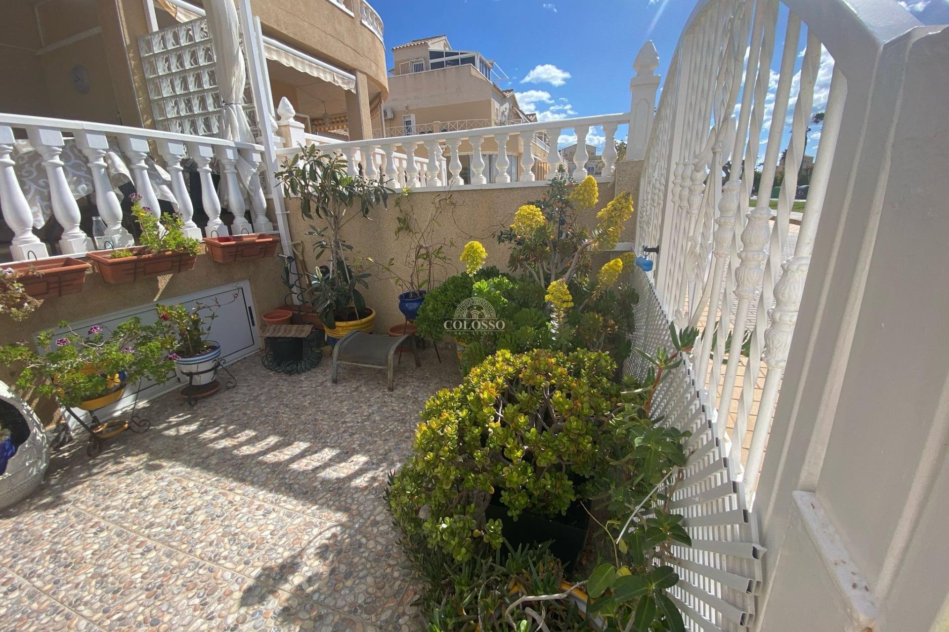 Resale - Casa Tipo Dúplex -
Torrevieja - Habaneras
