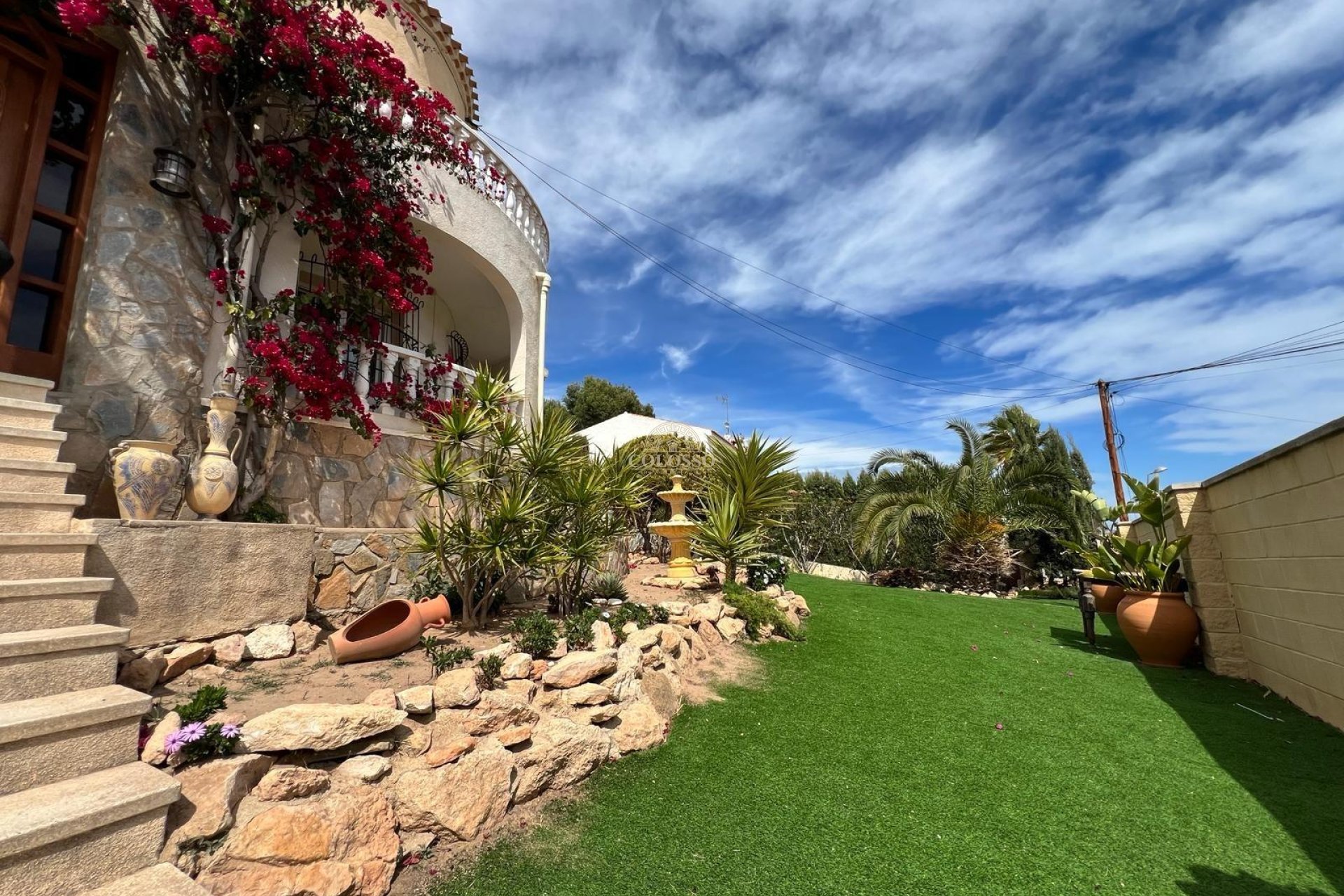 Resale - Casa -
Torrevieja - Los balcones