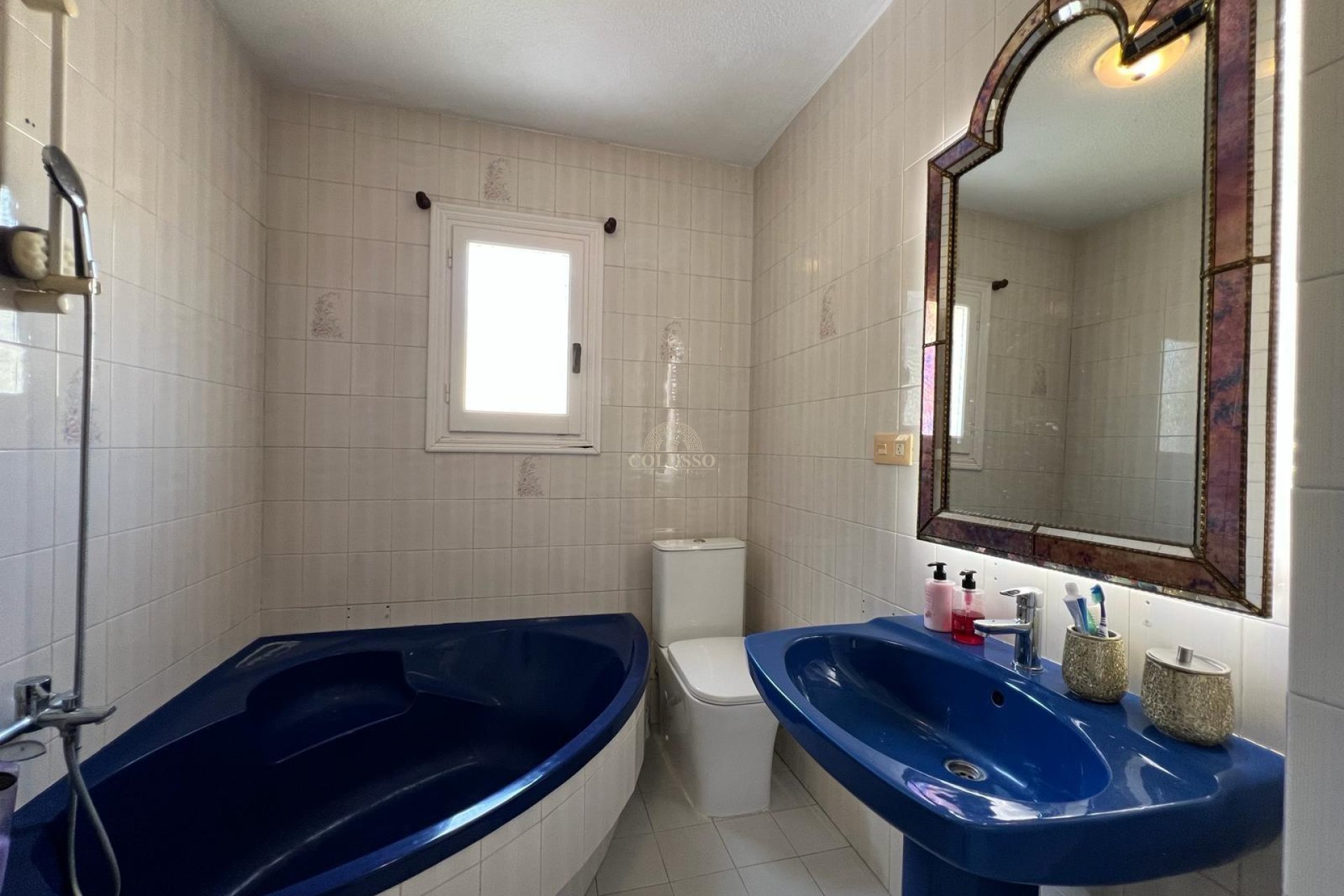 Resale - Casa -
Torrevieja - Los balcones