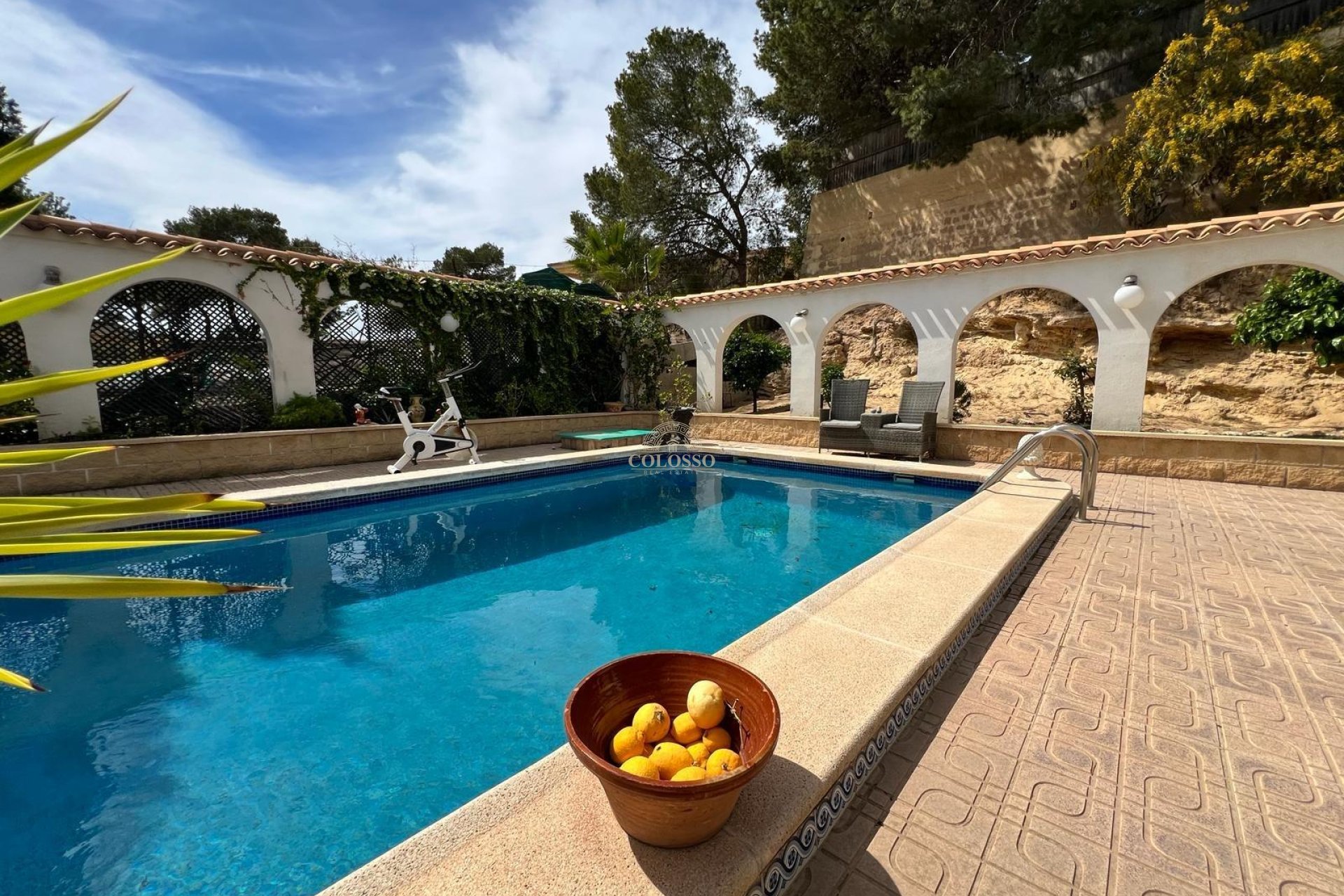 Resale - Casa -
Torrevieja - Los balcones