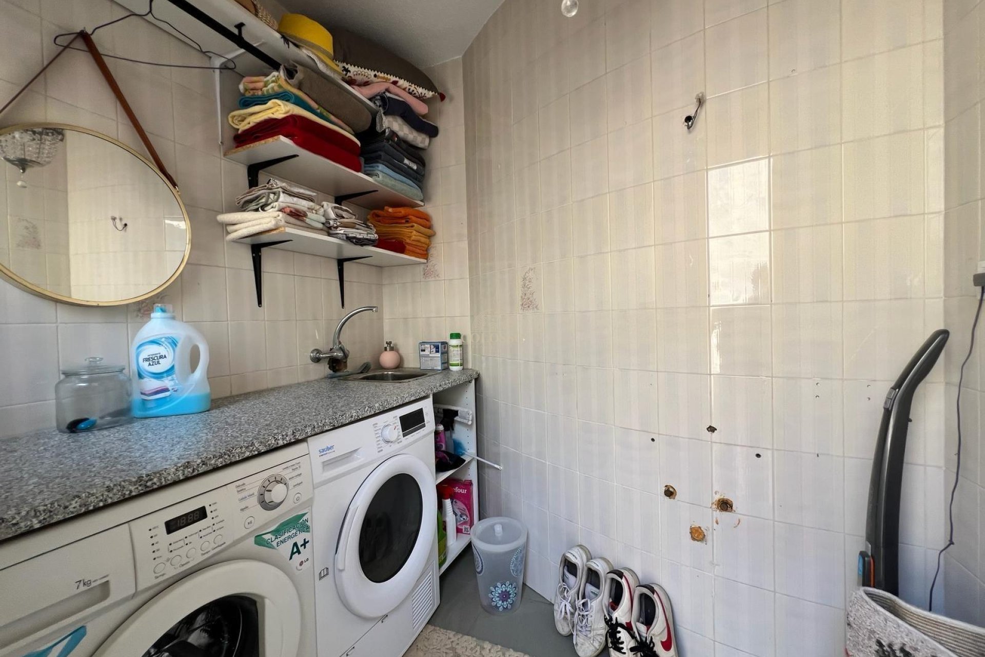 Resale - Casa -
Torrevieja - Los balcones
