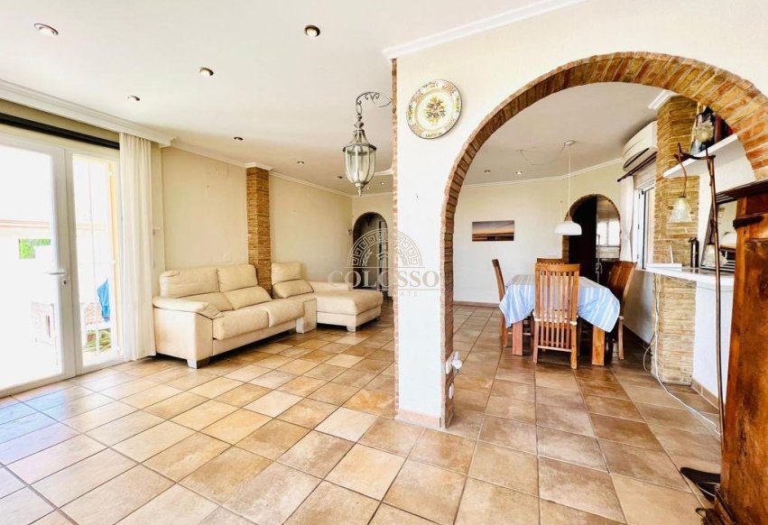 Resale - Chalet -
Calpe - Cometa