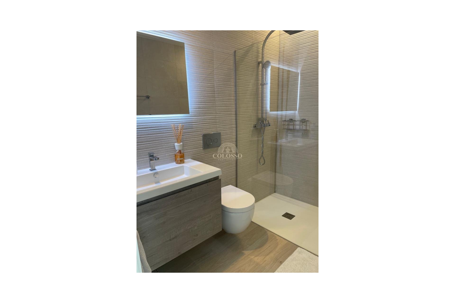 Resale - Chalet -
Finestrat - Balcón de finestrat