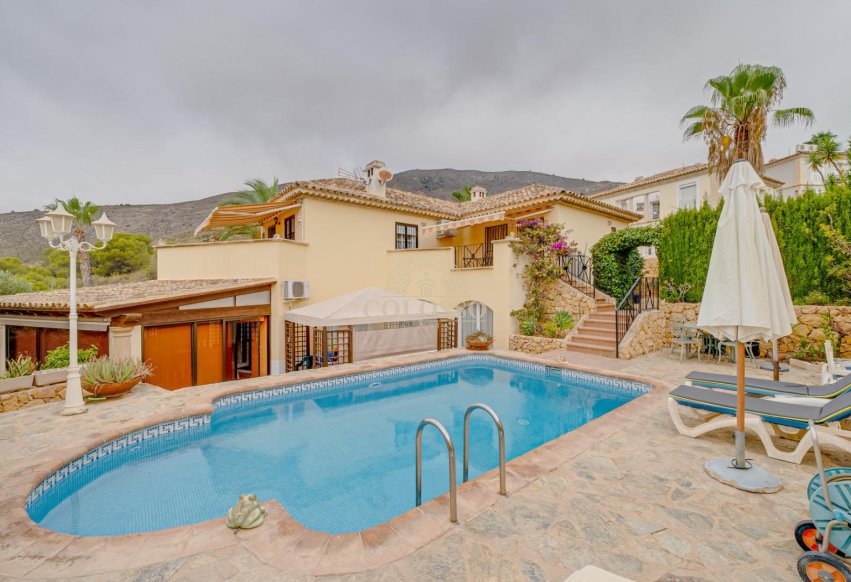 Resale - Chalet -
Finestrat - Camporrosso village