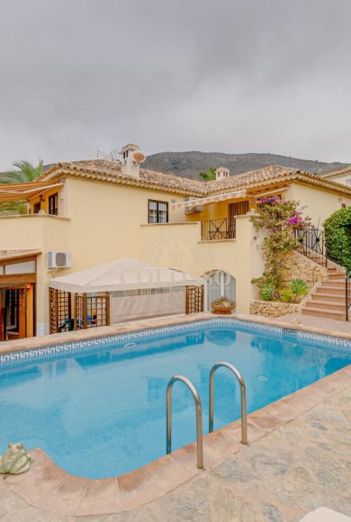 Resale - Chalet -
Finestrat - Camporrosso village