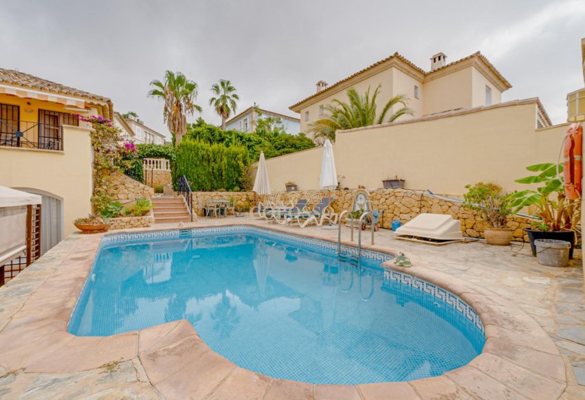 Resale - Chalet -
Finestrat - Camporrosso village
