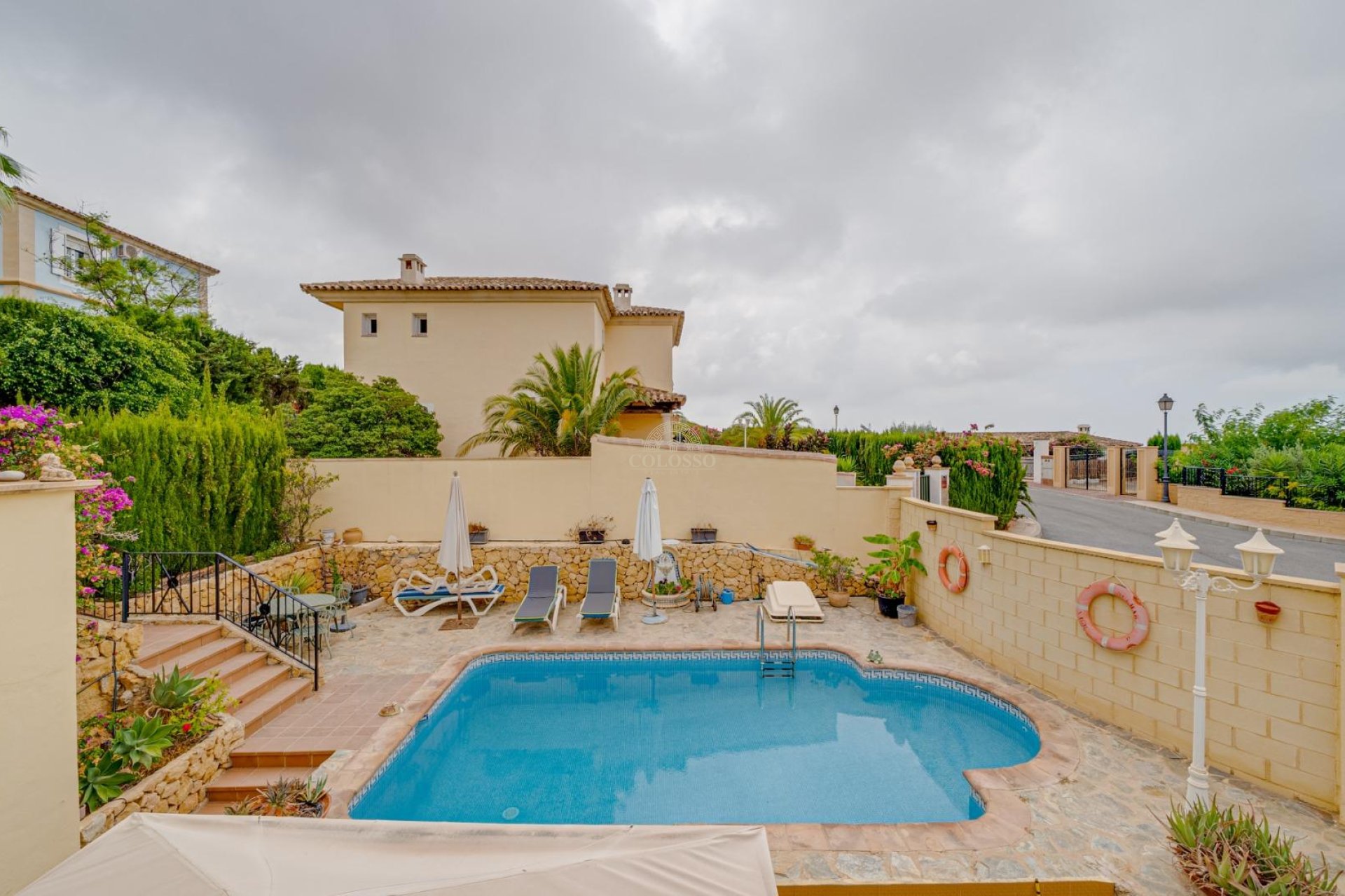 Resale - Chalet -
Finestrat - Camporrosso village