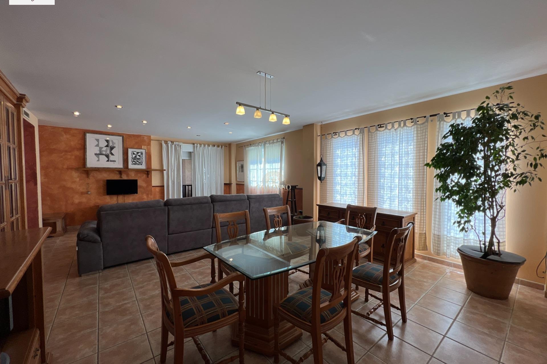 Resale - Chalet -
Godelleta - El bosque