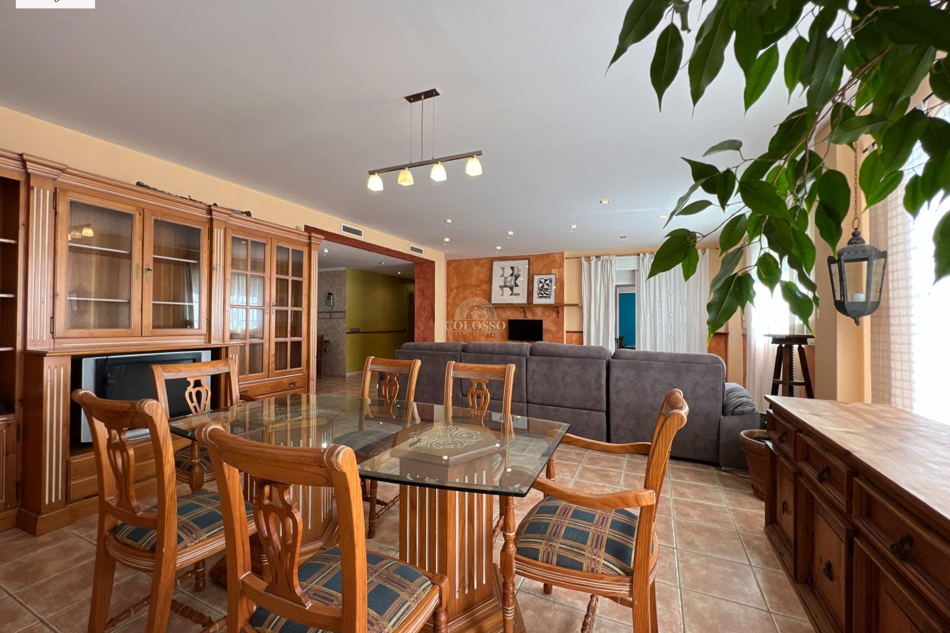 Resale - Chalet -
Godelleta - El bosque