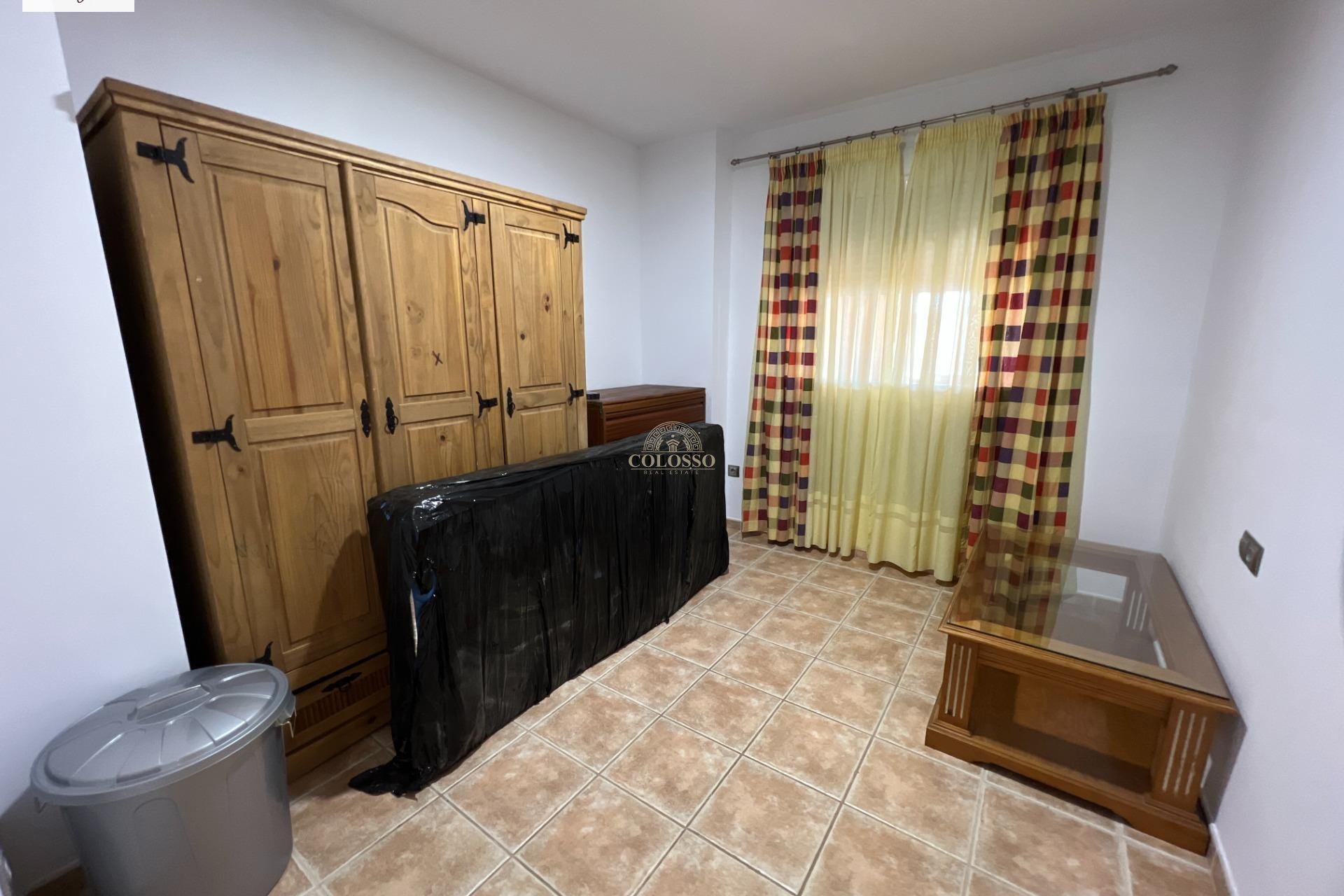 Resale - Chalet -
Godelleta - El bosque