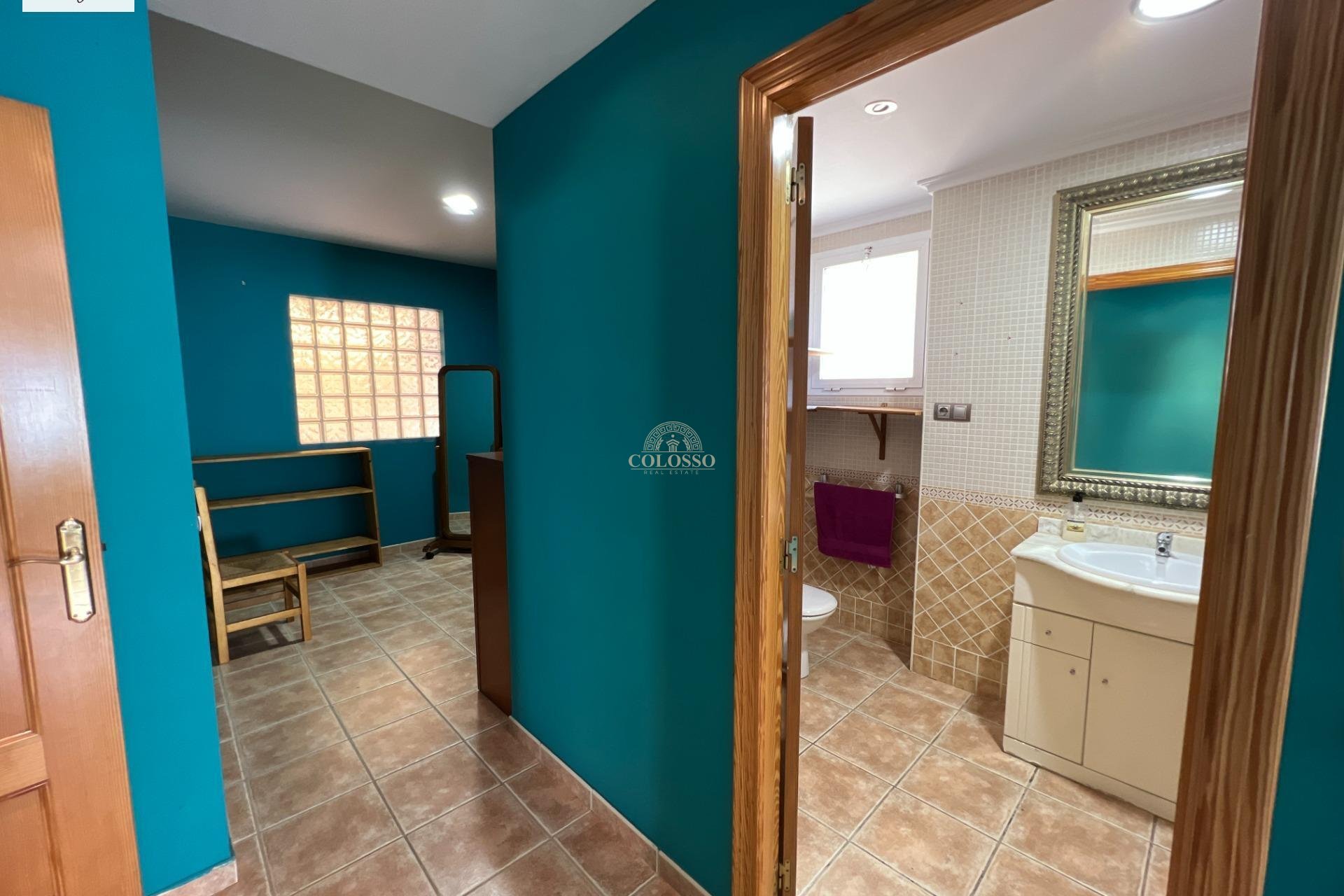 Resale - Chalet -
Godelleta - El bosque