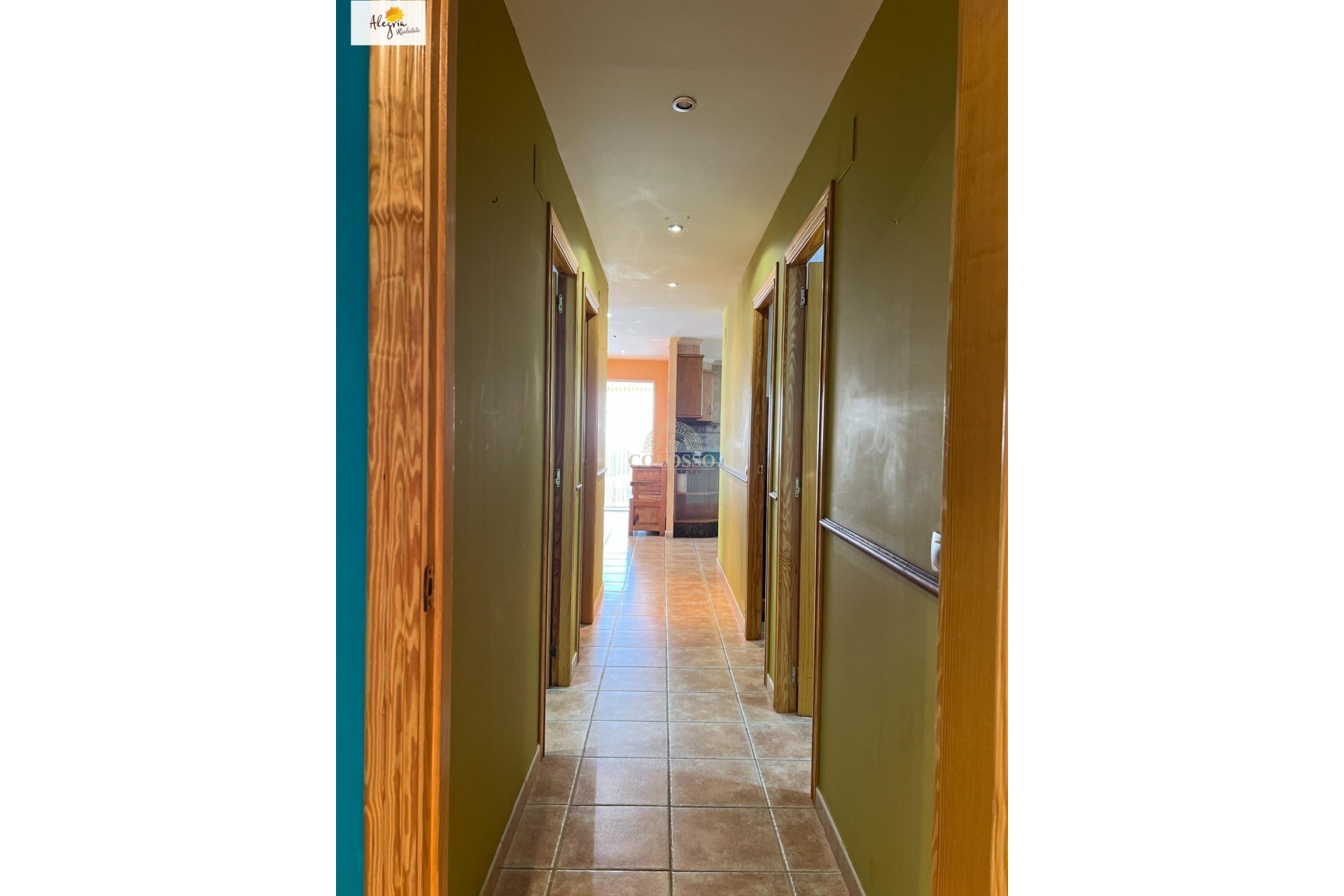 Resale - Chalet -
Godelleta - El bosque