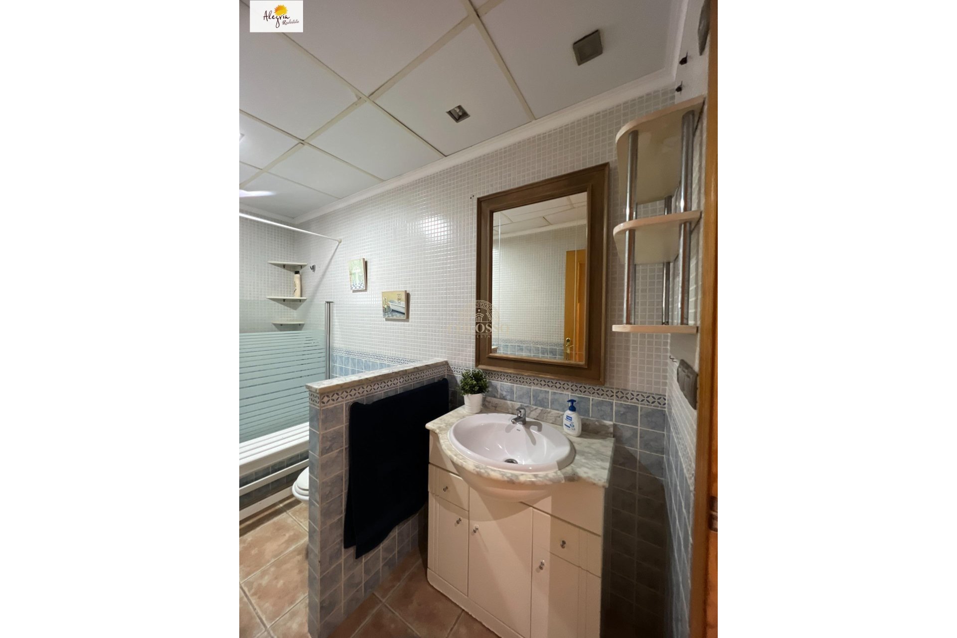Resale - Chalet -
Godelleta - El bosque