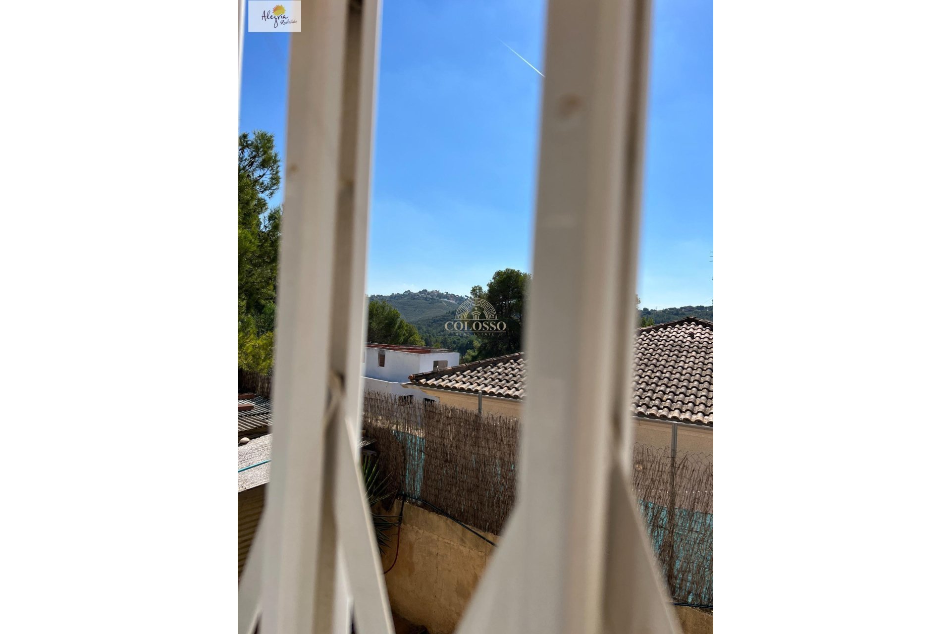 Resale - Chalet -
Godelleta - El bosque