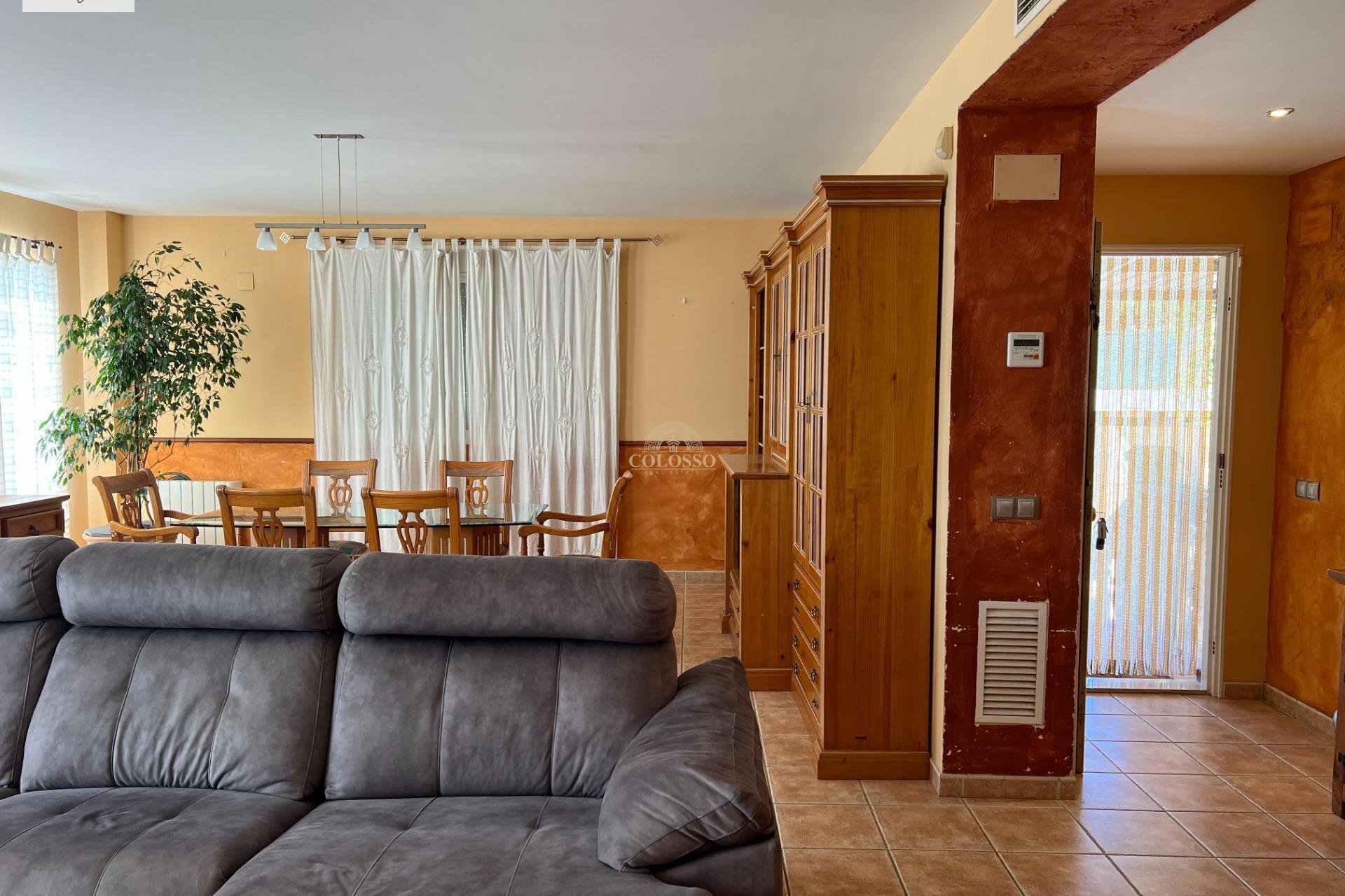 Resale - Chalet -
Godelleta - El bosque