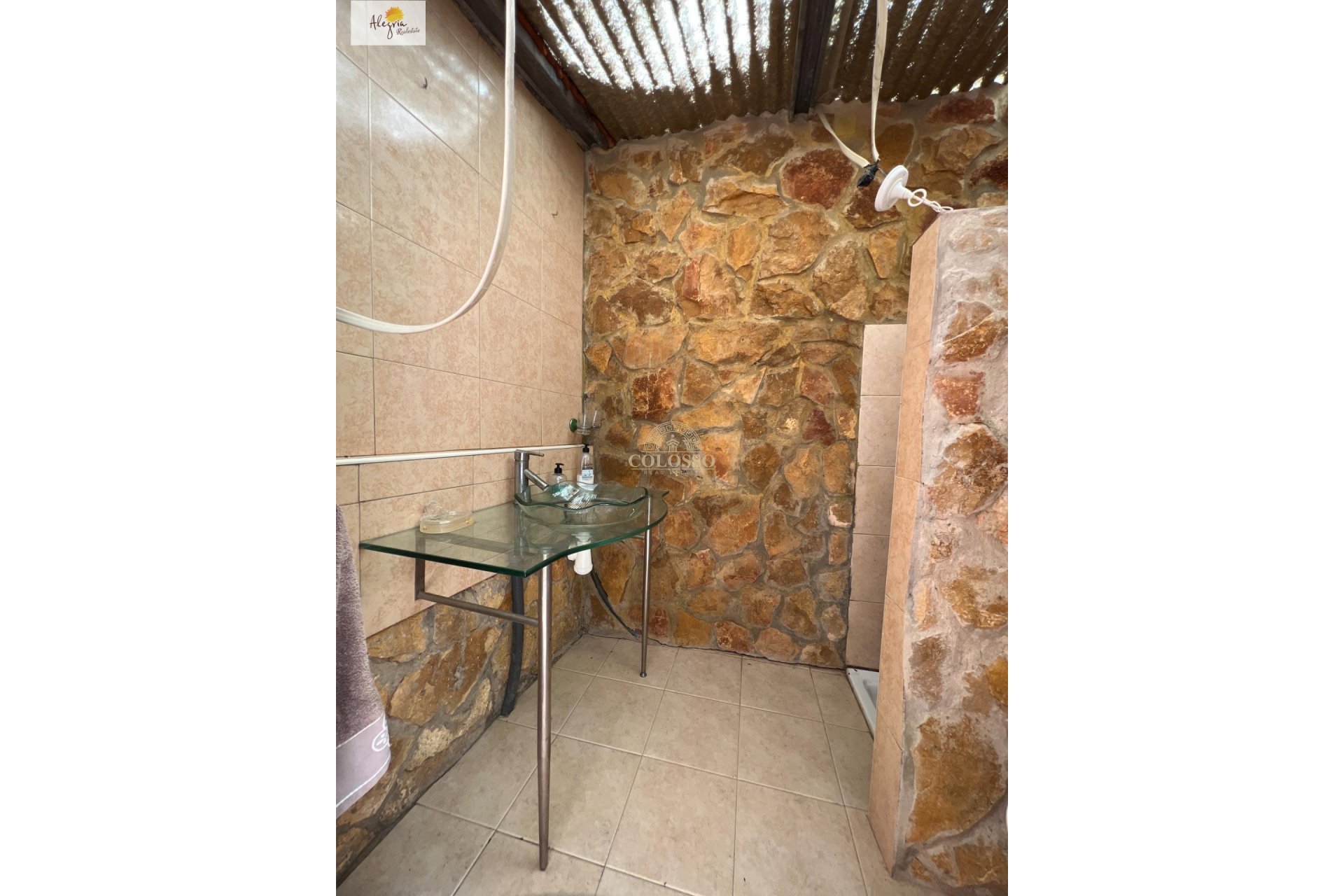 Resale - Chalet -
Godelleta - El bosque