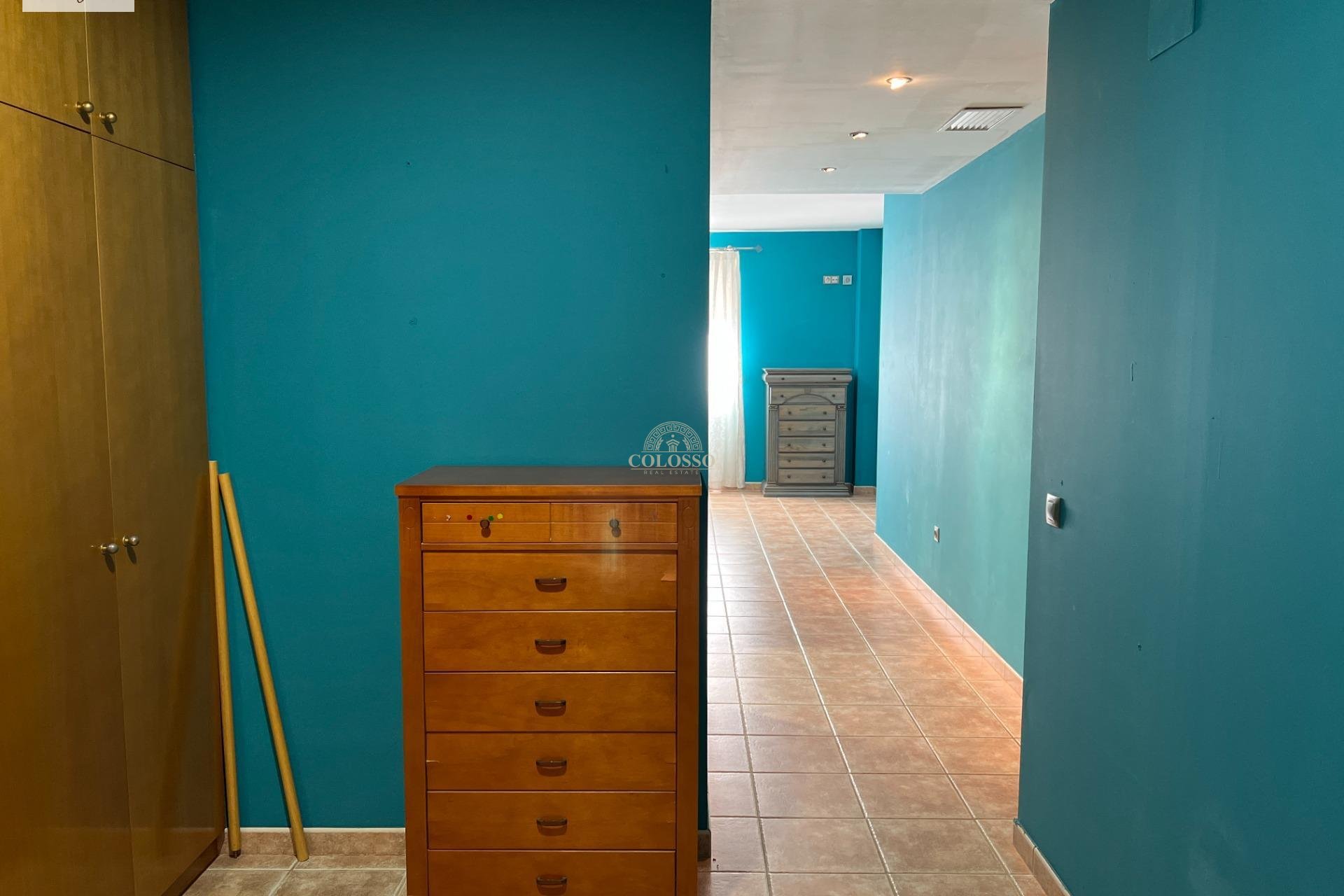 Resale - Chalet -
Godelleta - El bosque