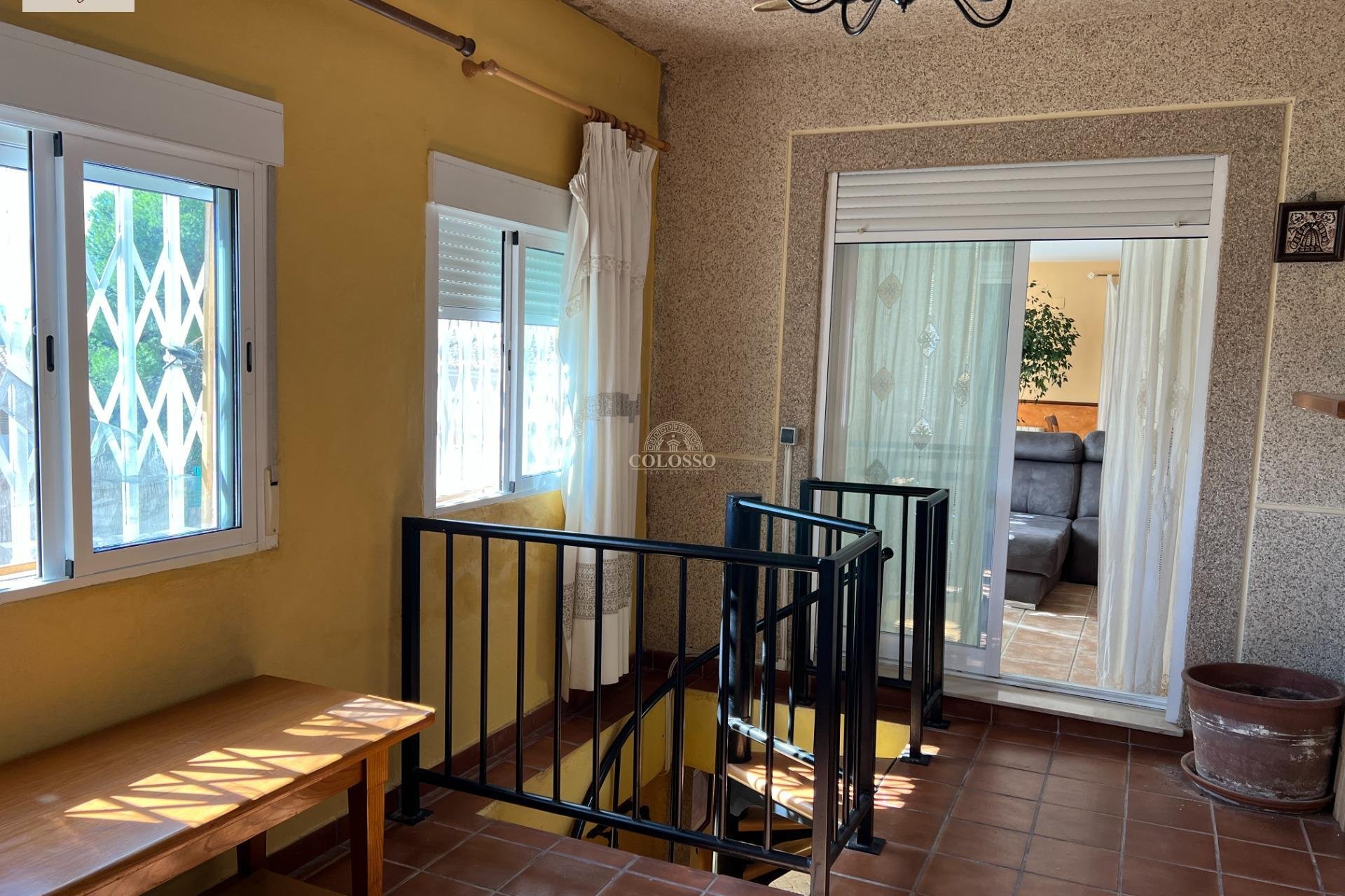 Resale - Chalet -
Godelleta - El bosque