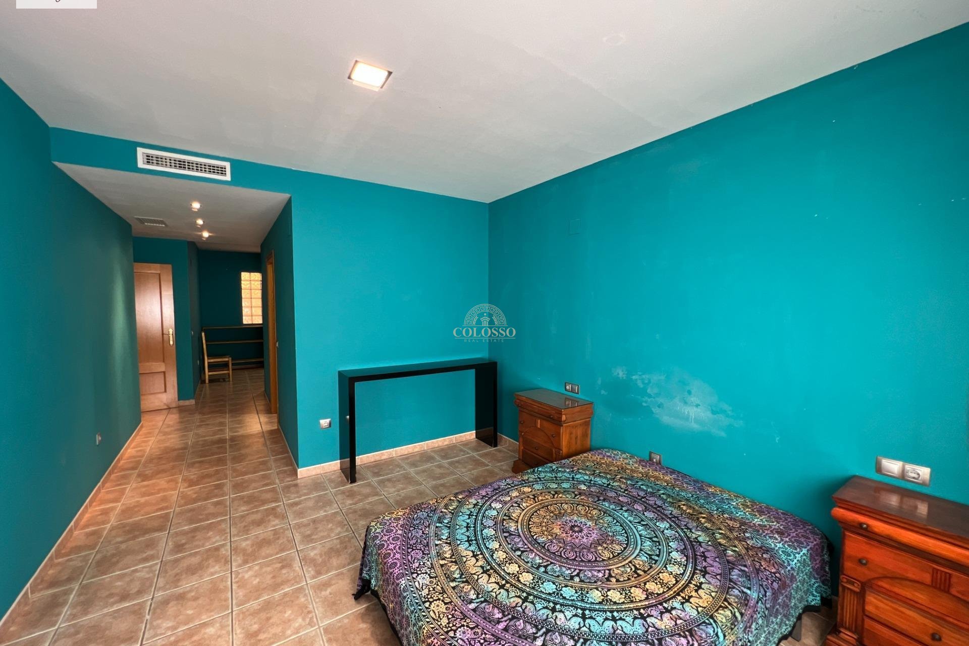 Resale - Chalet -
Godelleta - El bosque