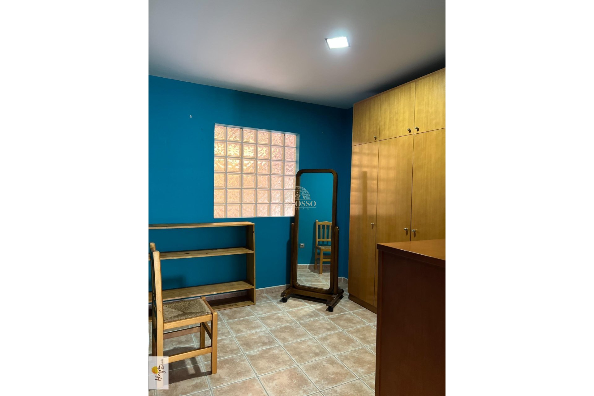 Resale - Chalet -
Godelleta - El bosque