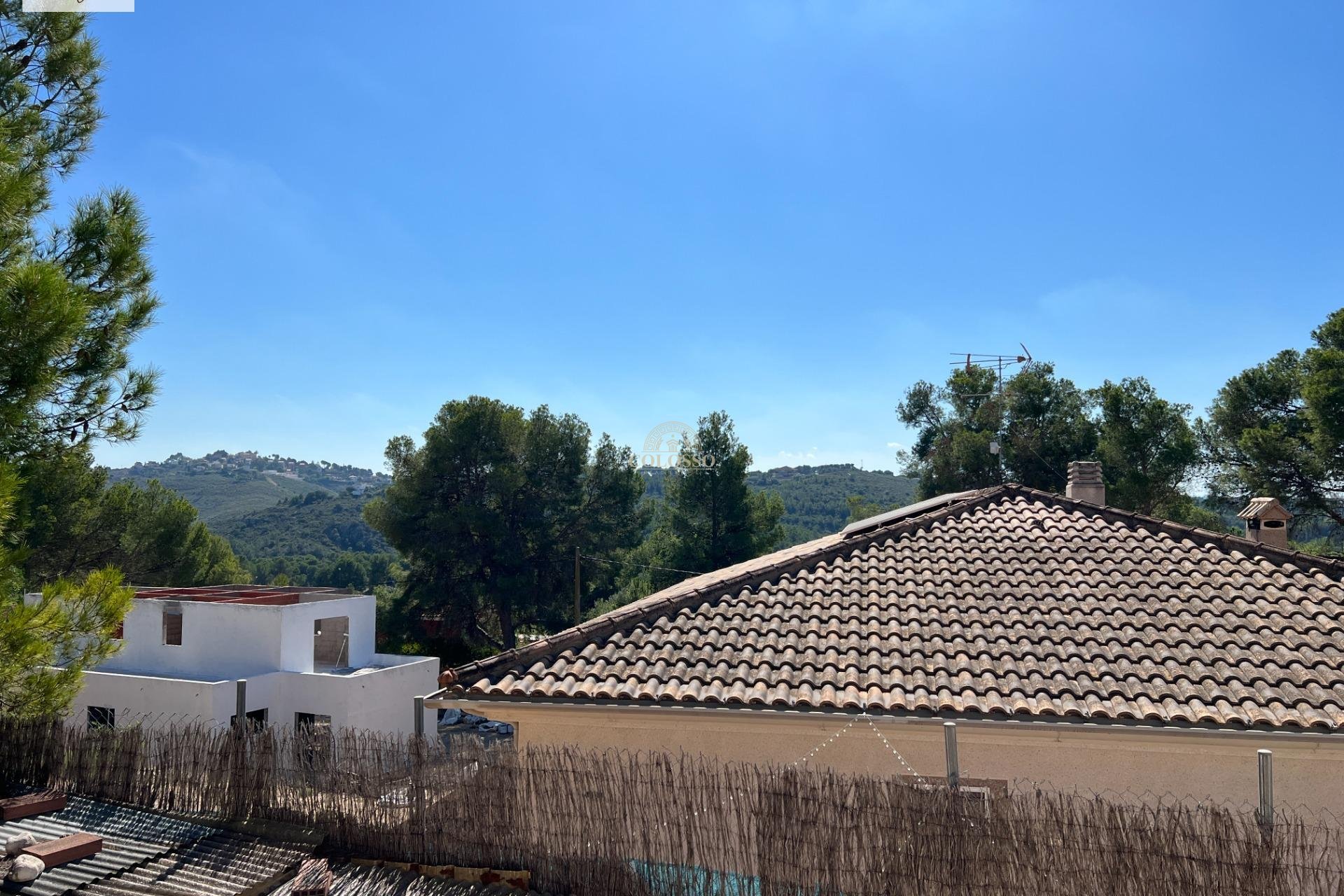 Resale - Chalet -
Godelleta - El bosque