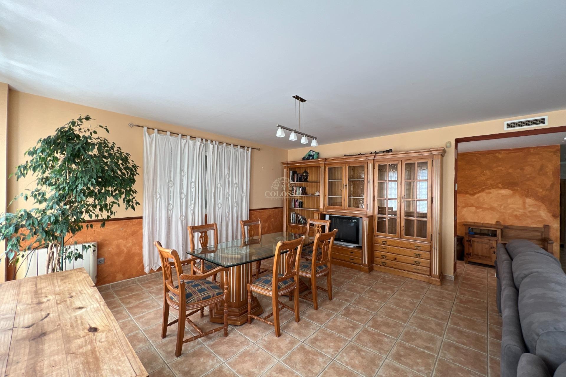 Resale - Chalet -
Godelleta - El bosque
