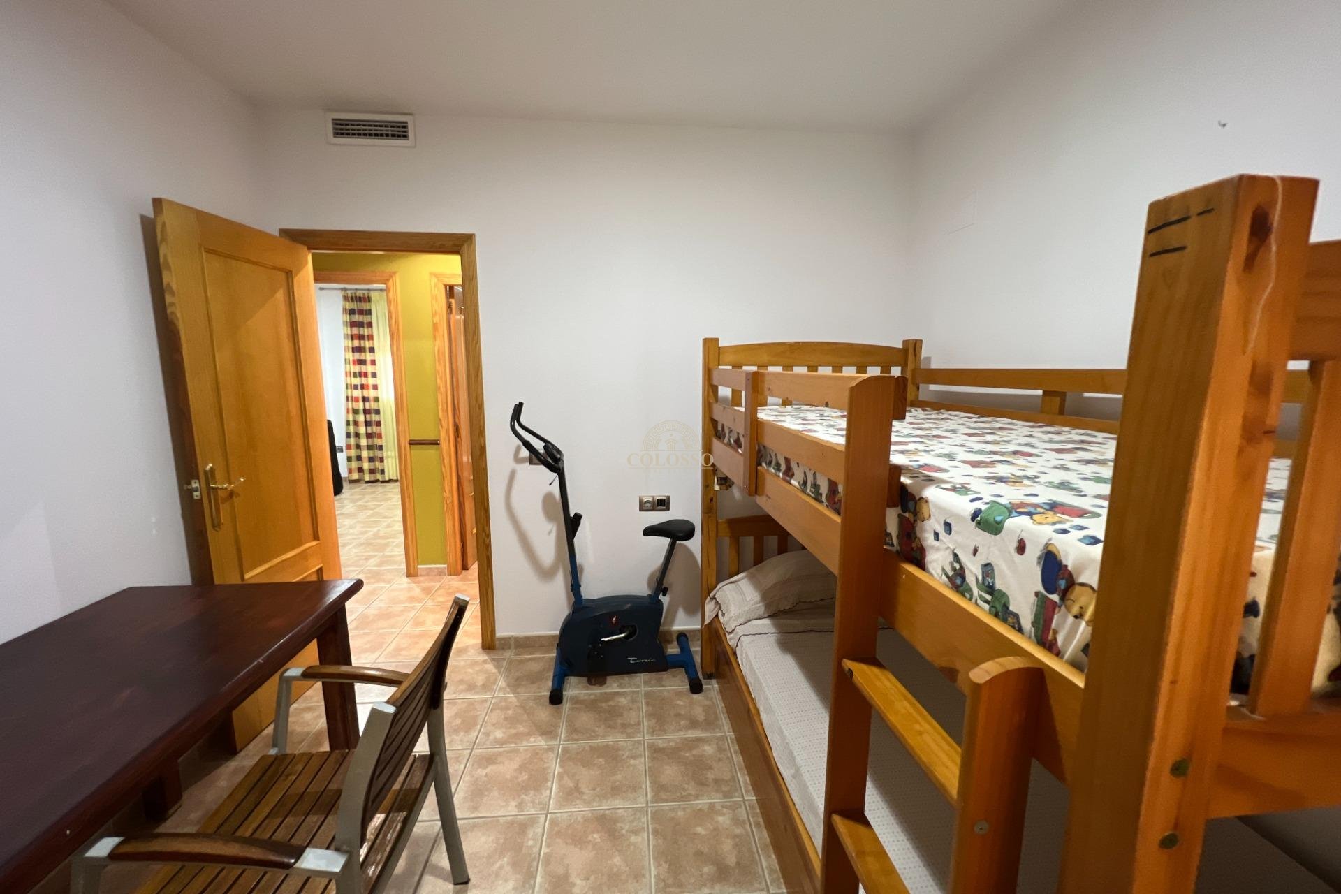 Resale - Chalet -
Godelleta - El bosque