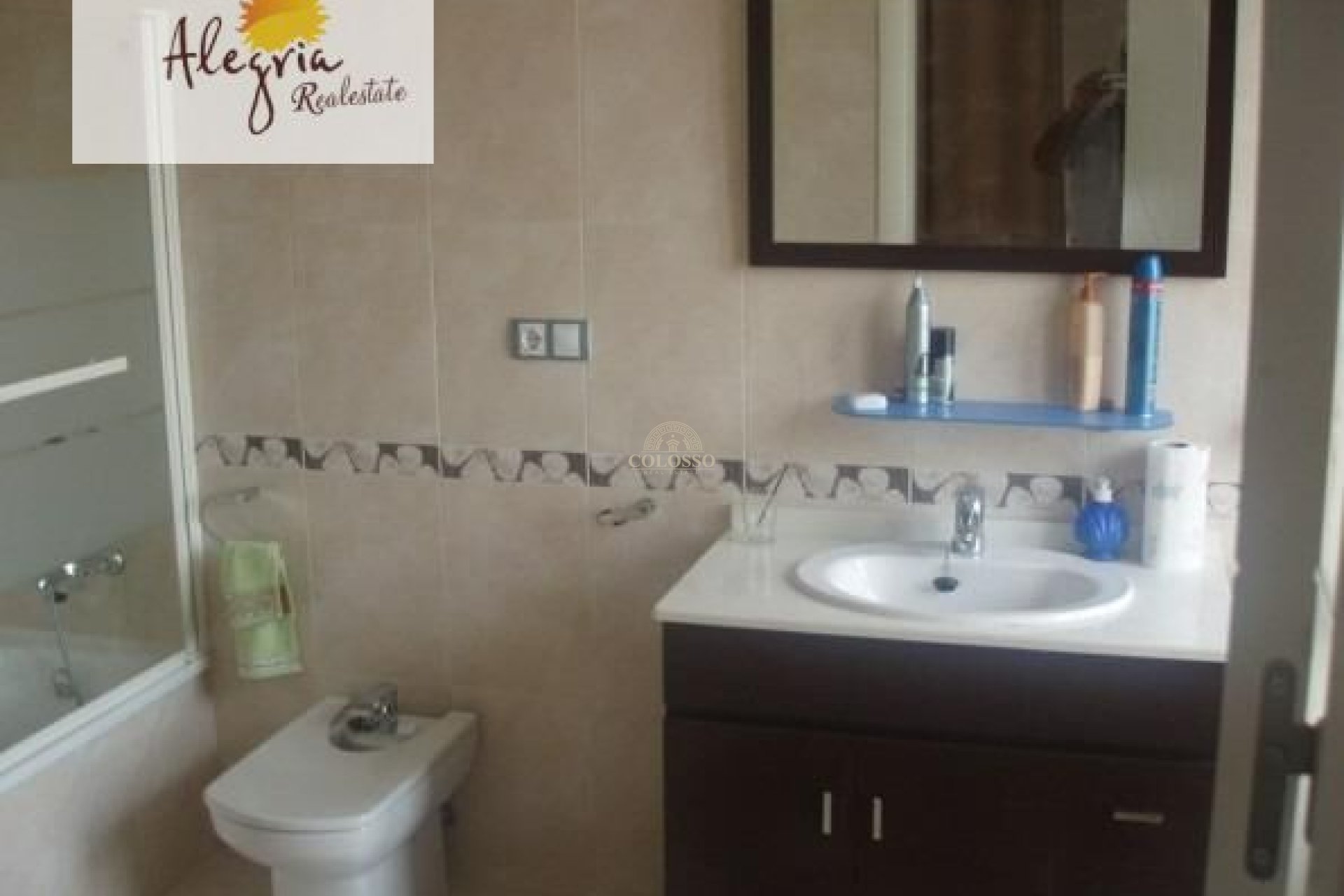 Resale - Chalet -
L'Eliana - MONTEALEGRE
