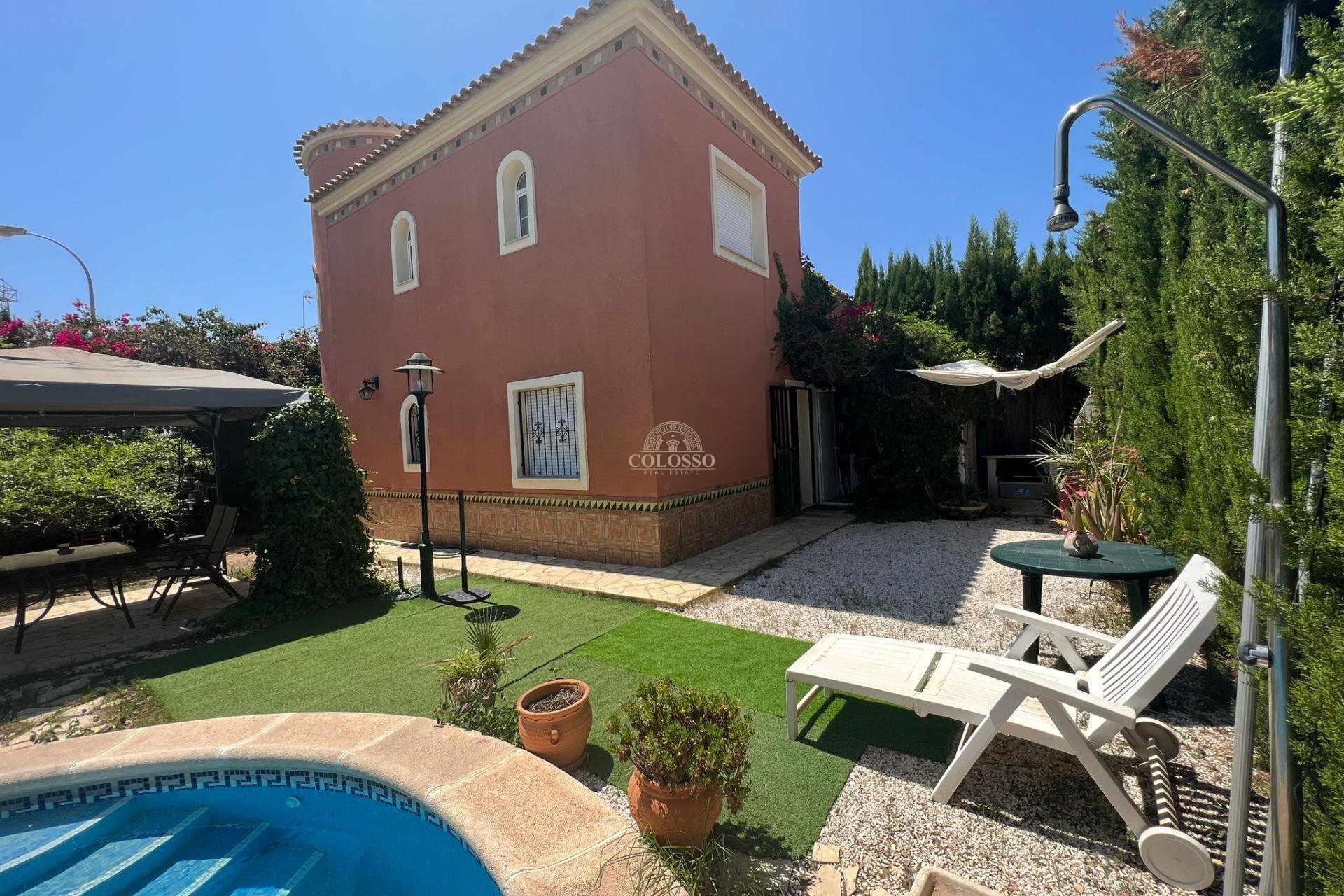 Resale - Chalet -
Orihuela Costa - Playa Flamenca Norte