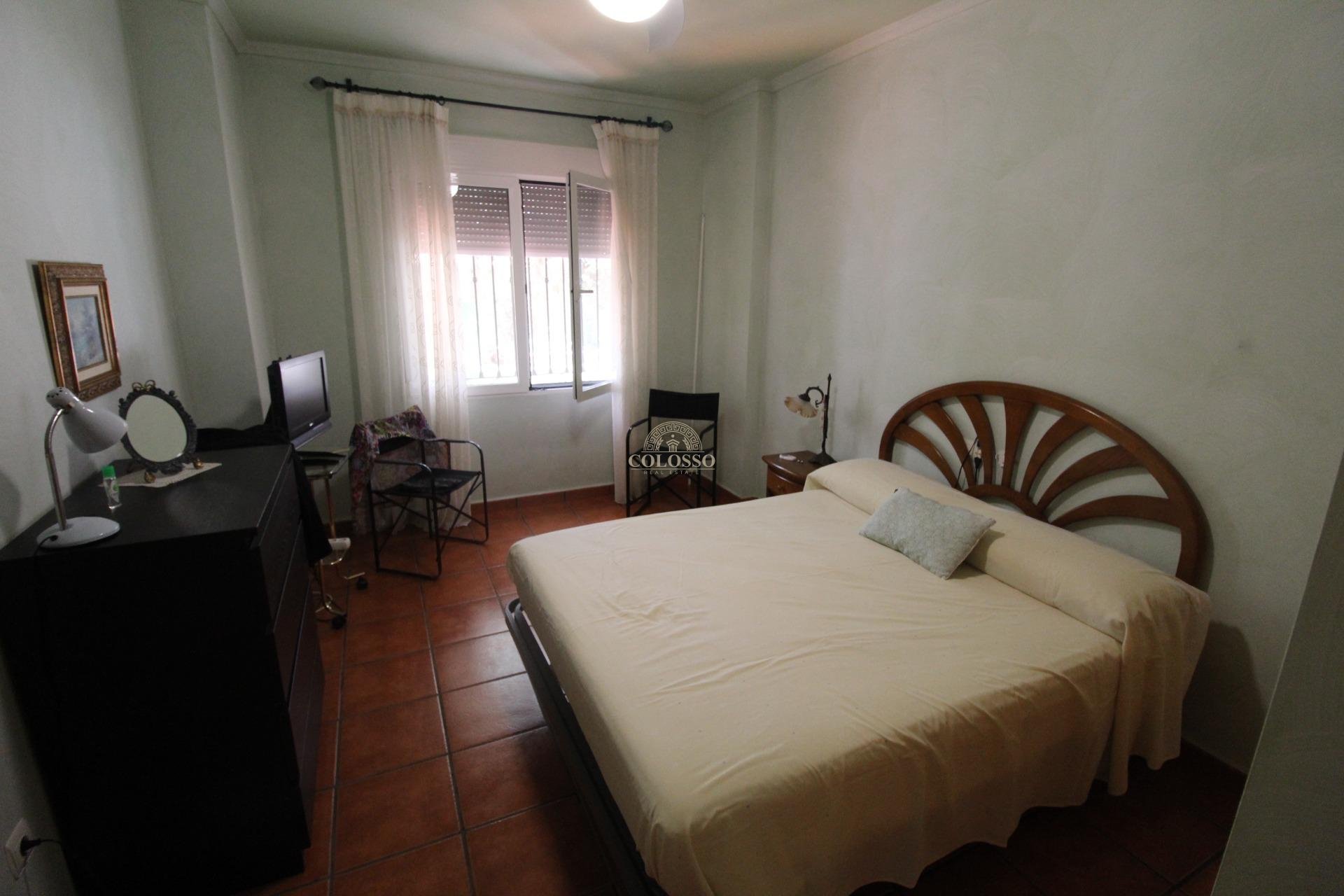 Resale - Chalet -
Orihuela Costa - Punta Prima