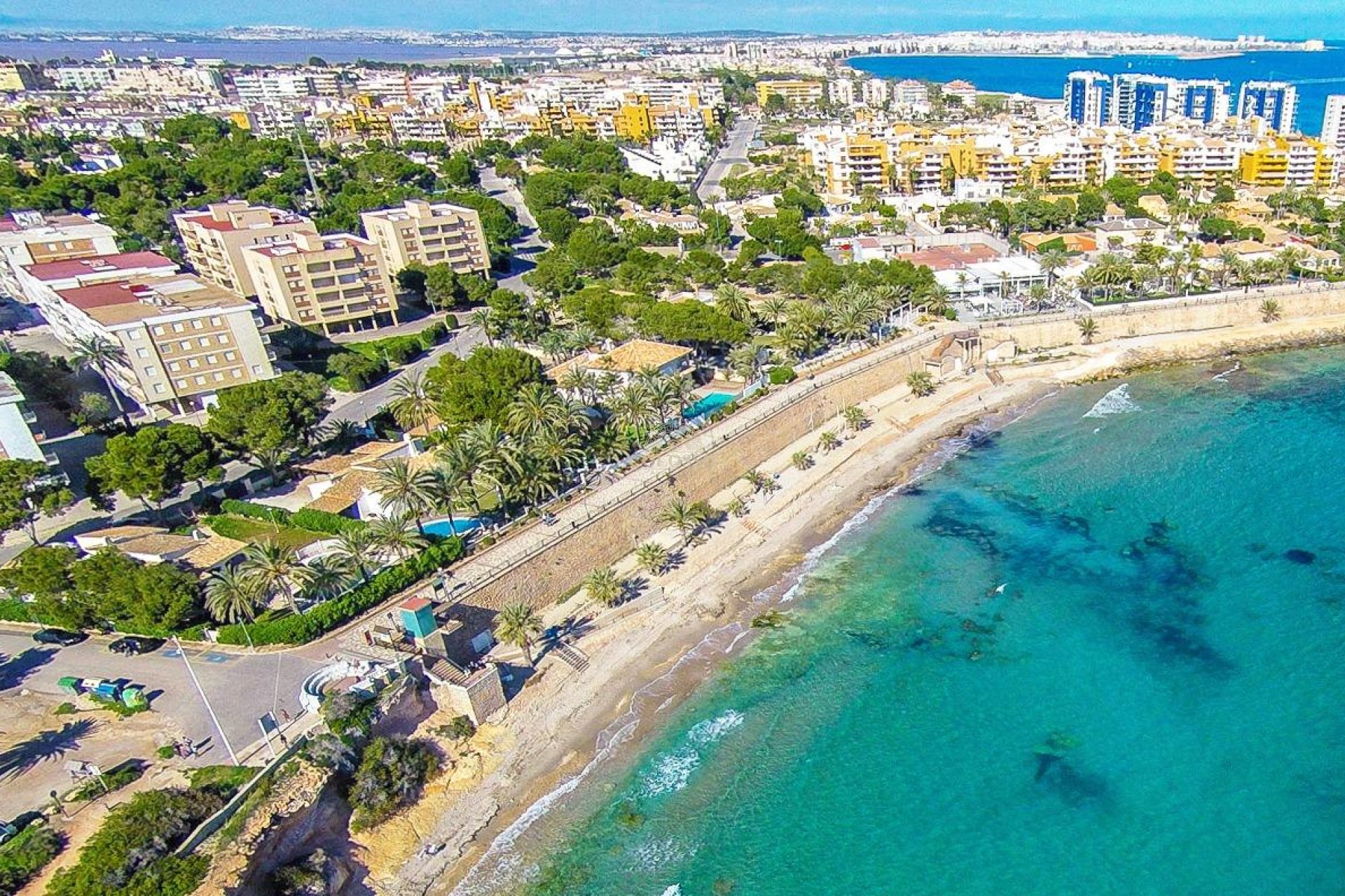 Resale - Chalet -
Orihuela Costa - Punta Prima
