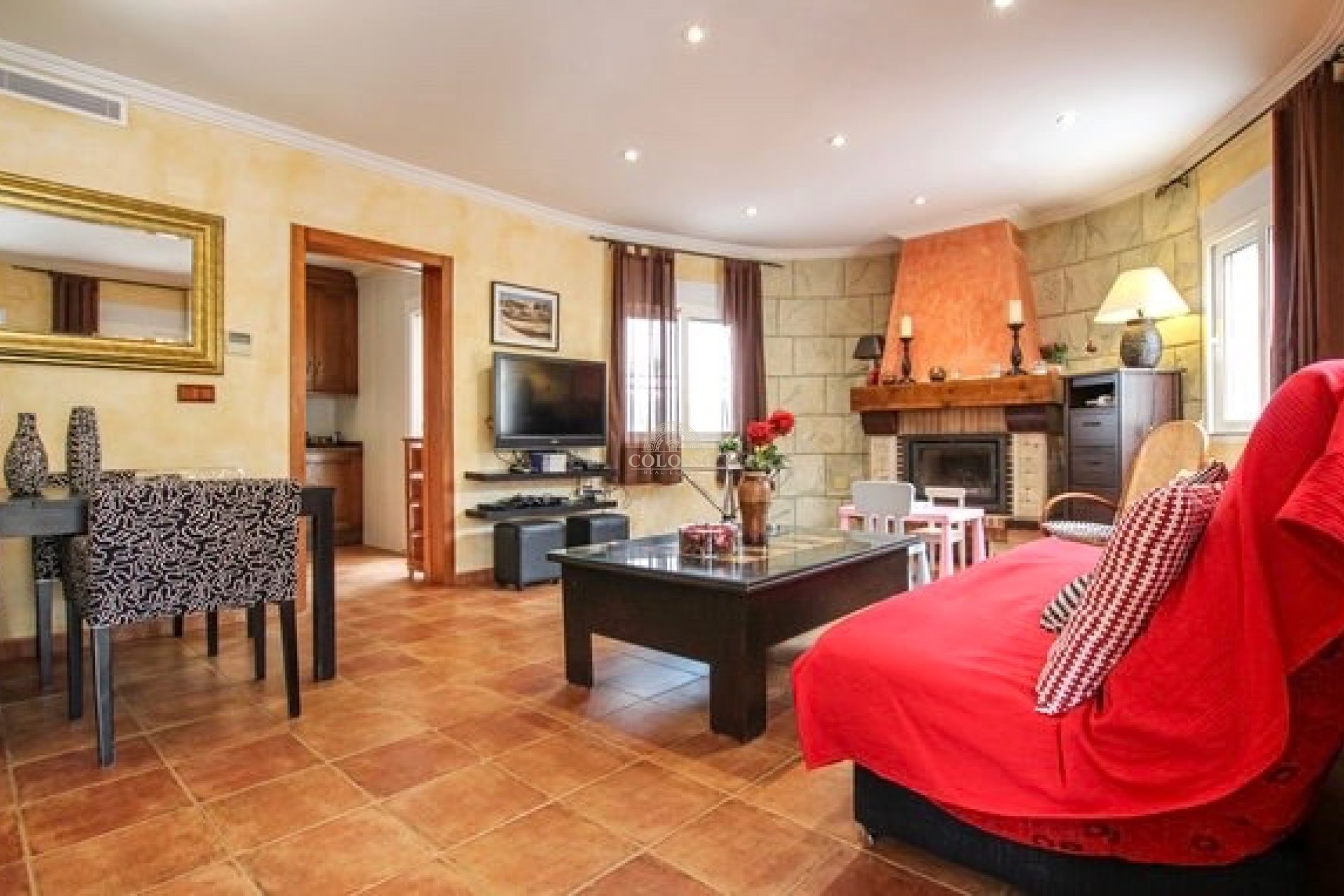Resale - Chalet -
Orihuela