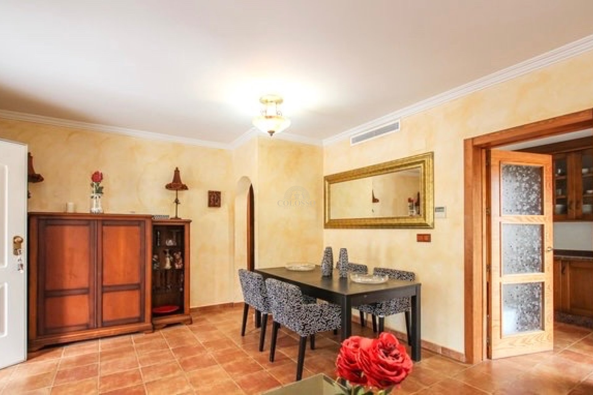 Resale - Chalet -
Orihuela