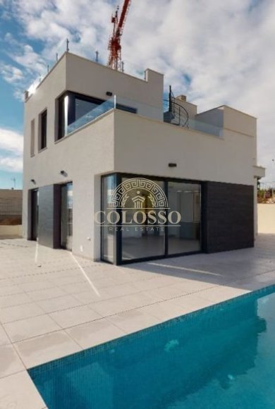 Resale - Chalet -
Polop - Alberca