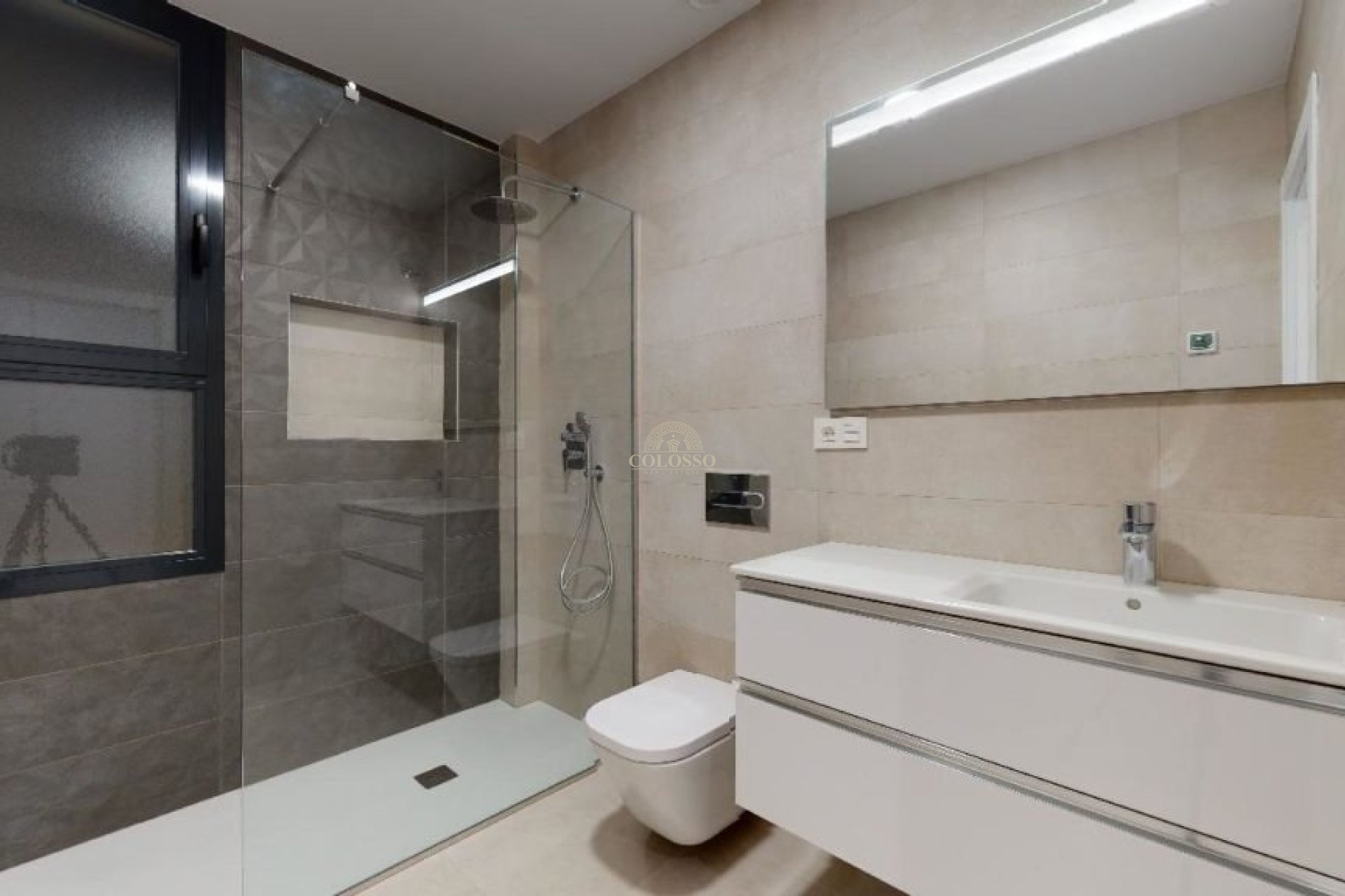 Resale - Chalet -
Polop - Alberca