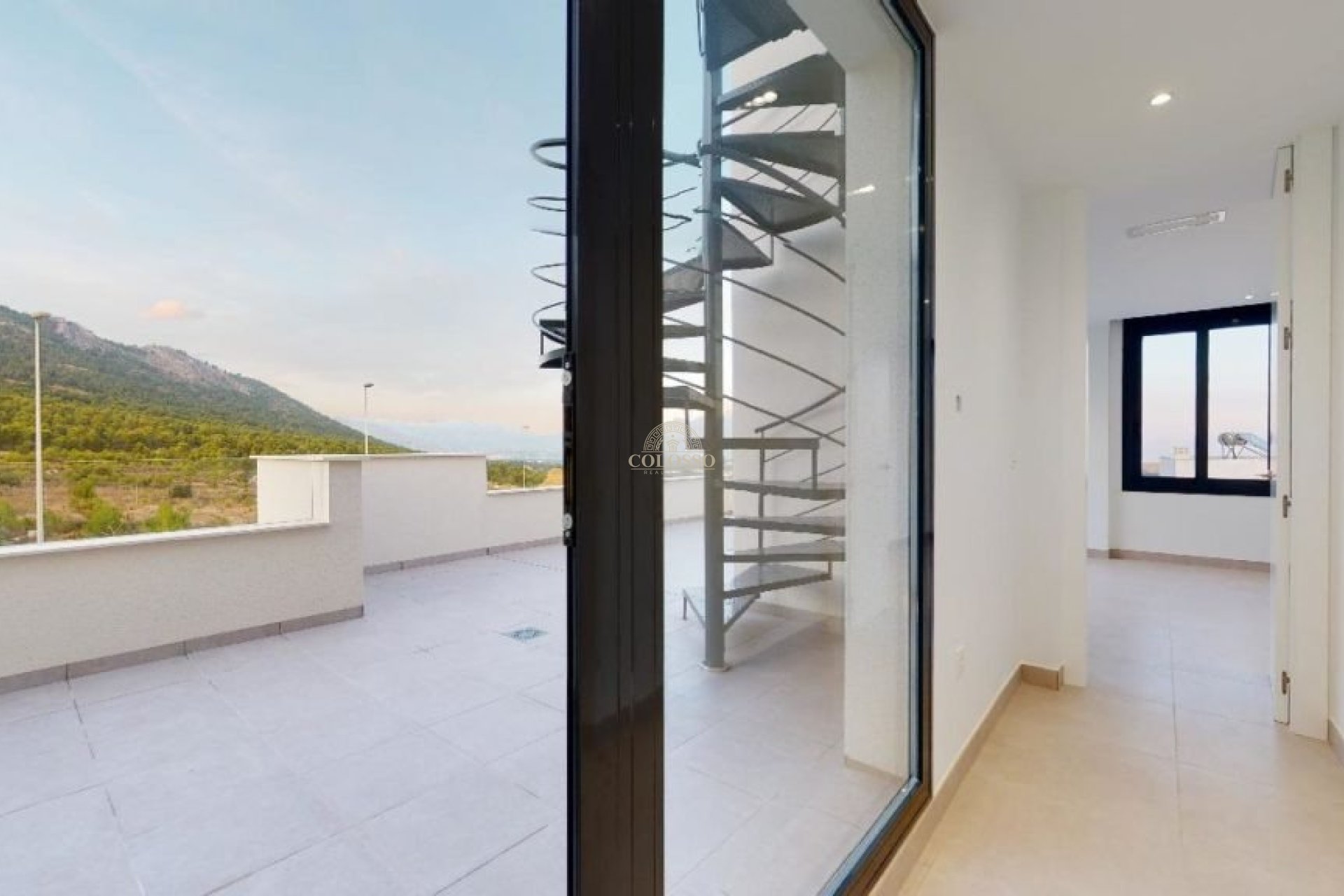 Resale - Chalet -
Polop - Alberca