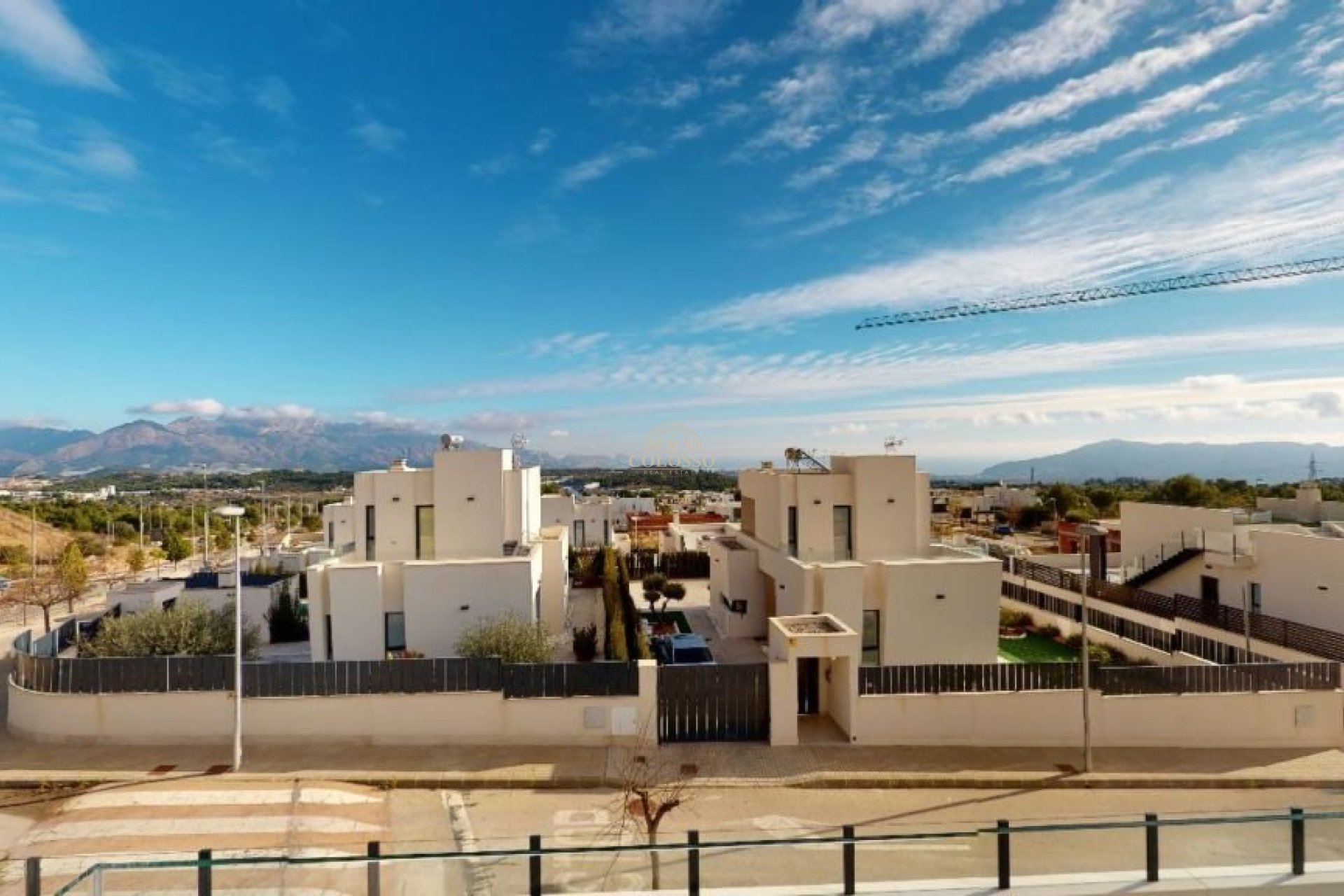 Resale - Chalet -
Polop - Alberca