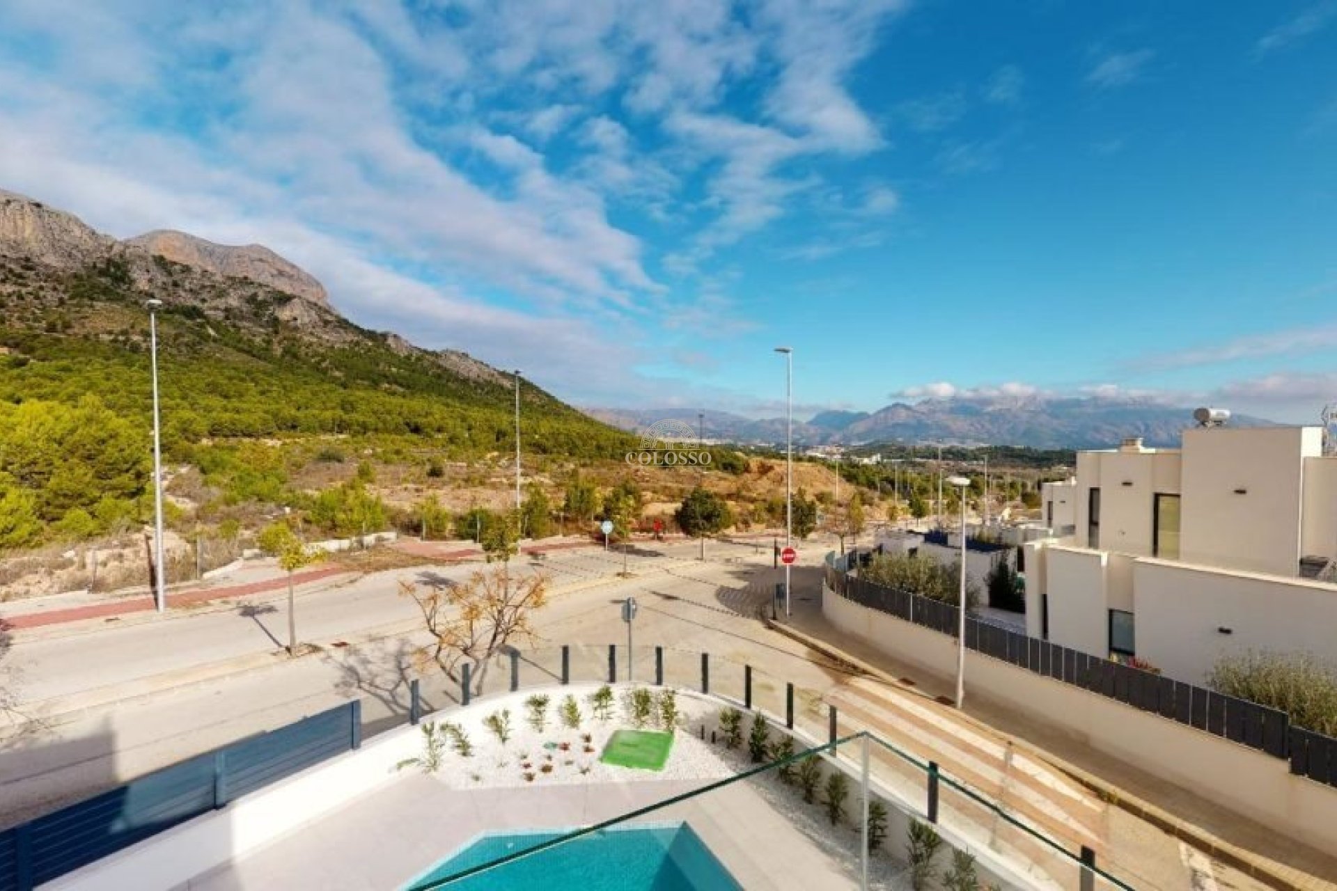 Resale - Chalet -
Polop - Alberca