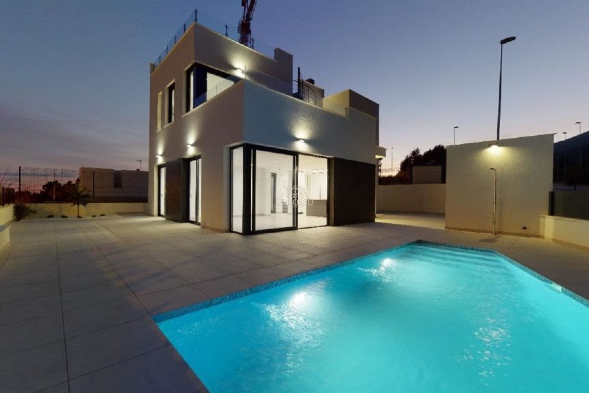Resale - Chalet -
Polop - Alberca