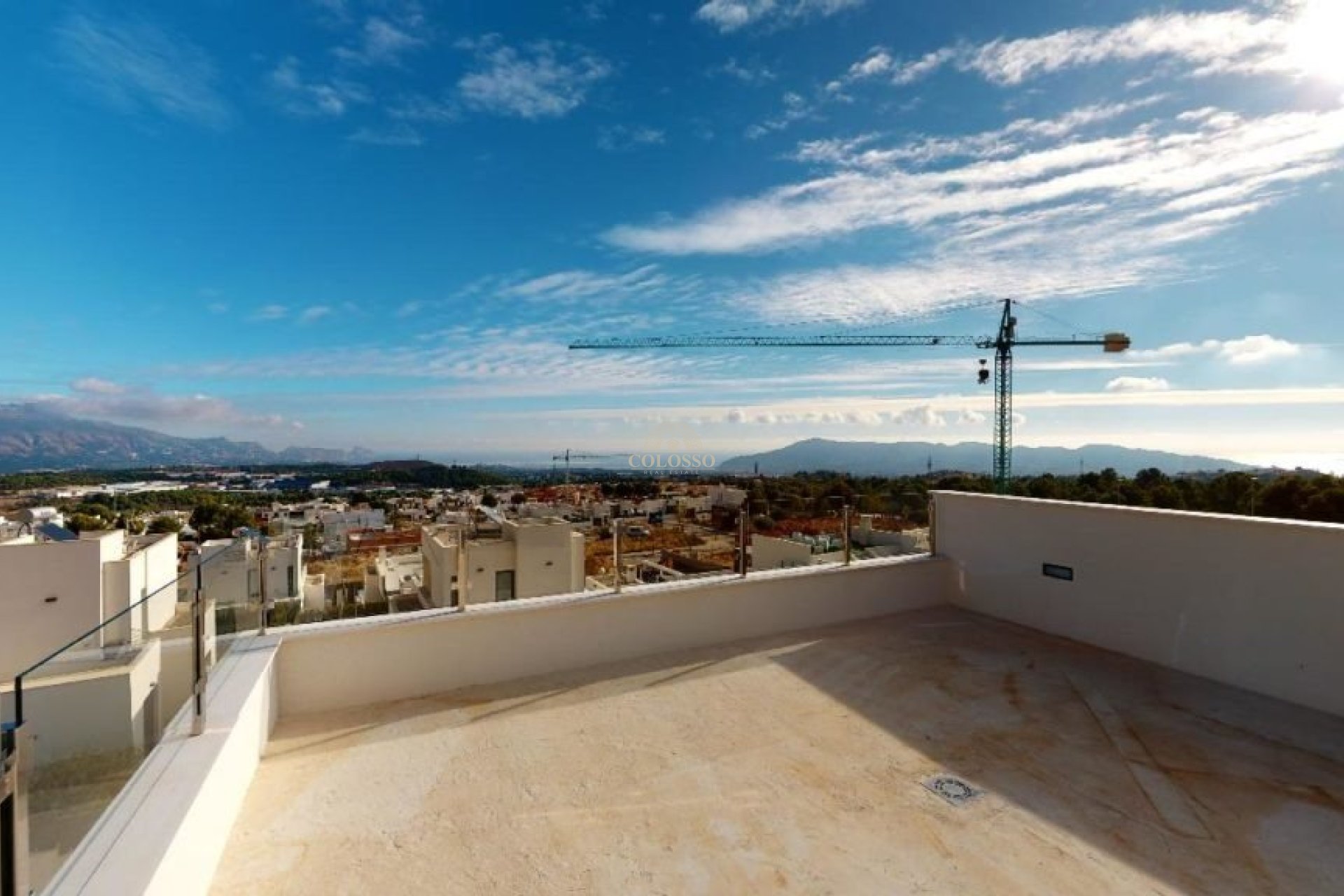 Resale - Chalet -
Polop - Alberca