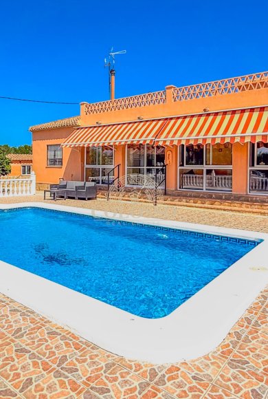 Resale - Chalet -
Rafal