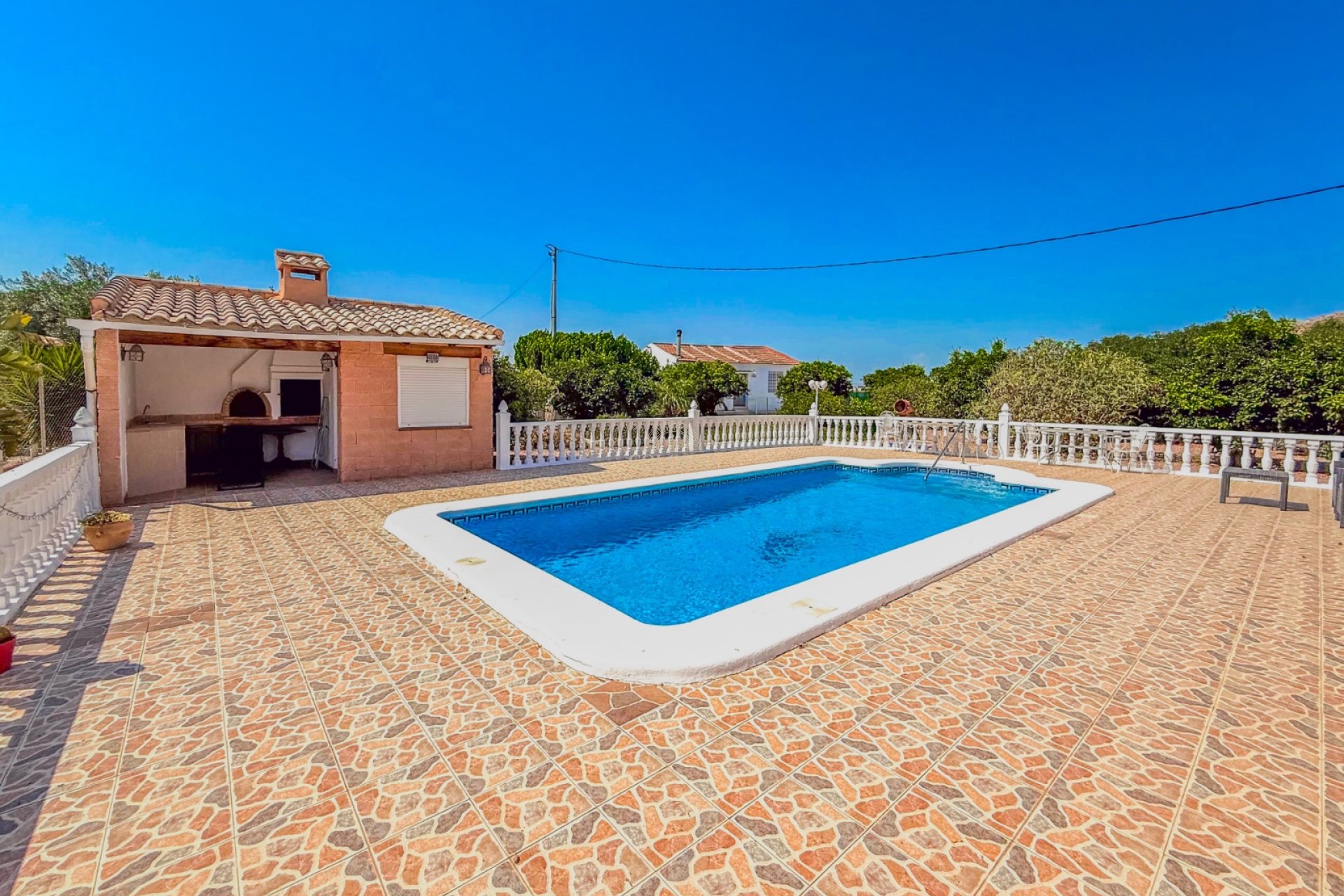 Resale - Chalet -
Rafal