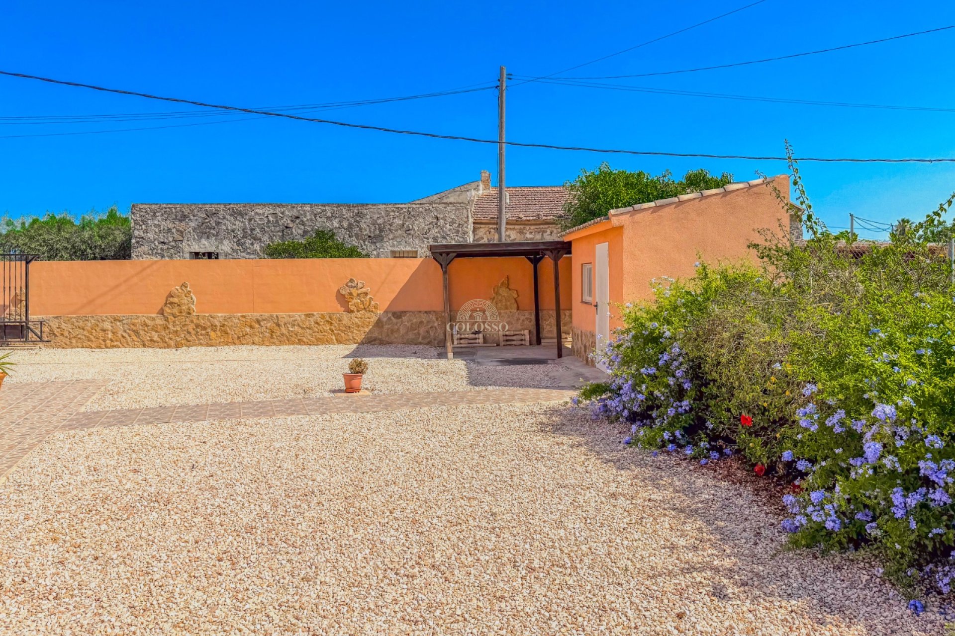 Resale - Chalet -
Rafal