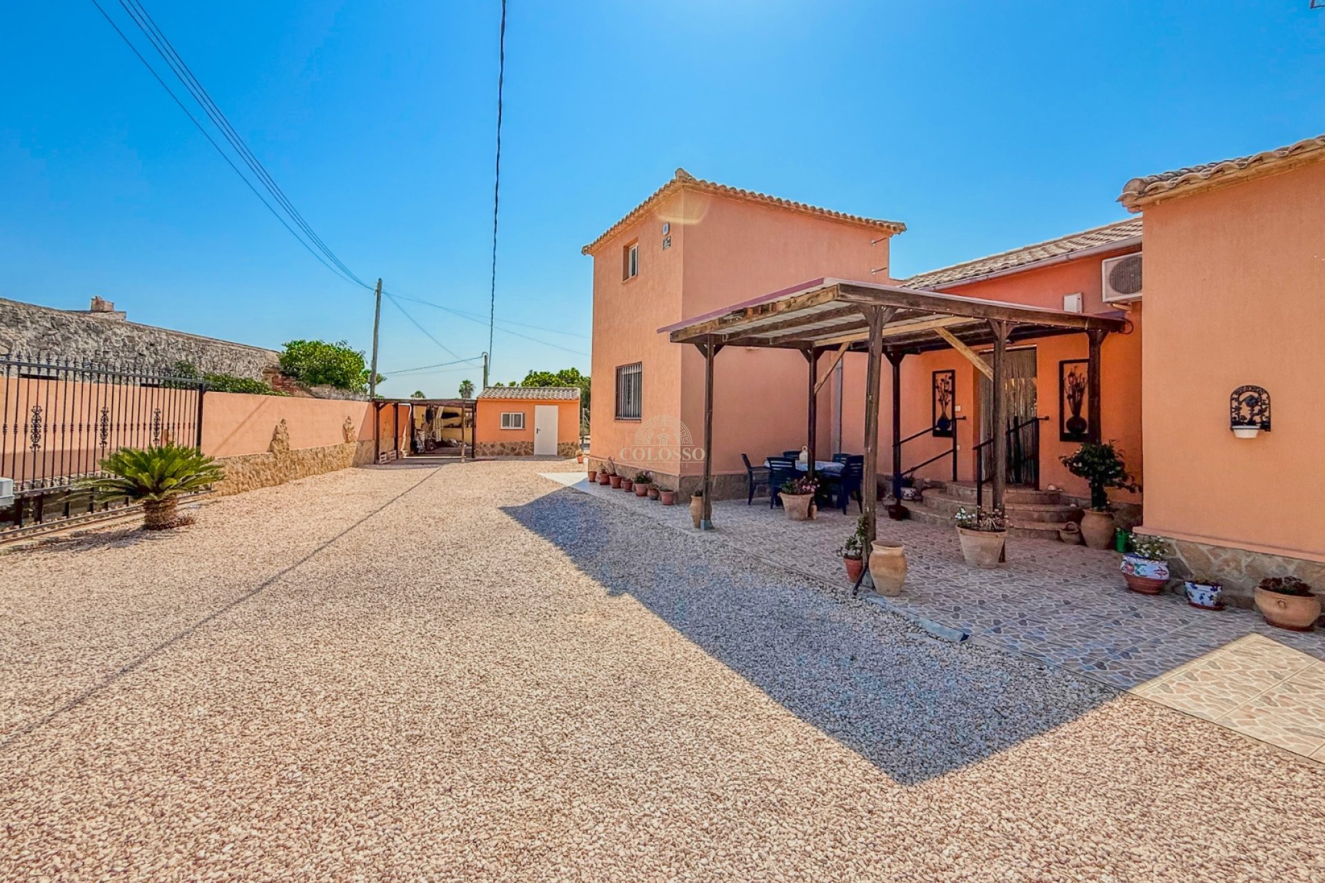 Resale - Chalet -
Rafal