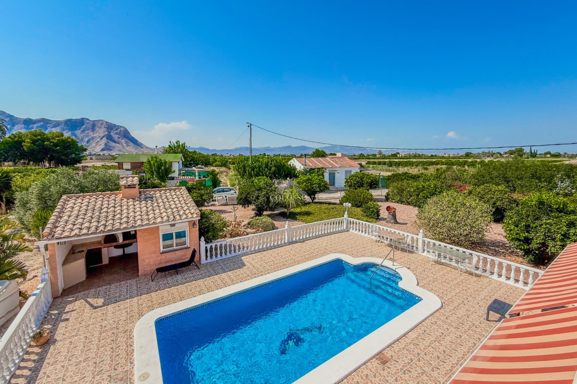 Resale - Chalet -
Rafal