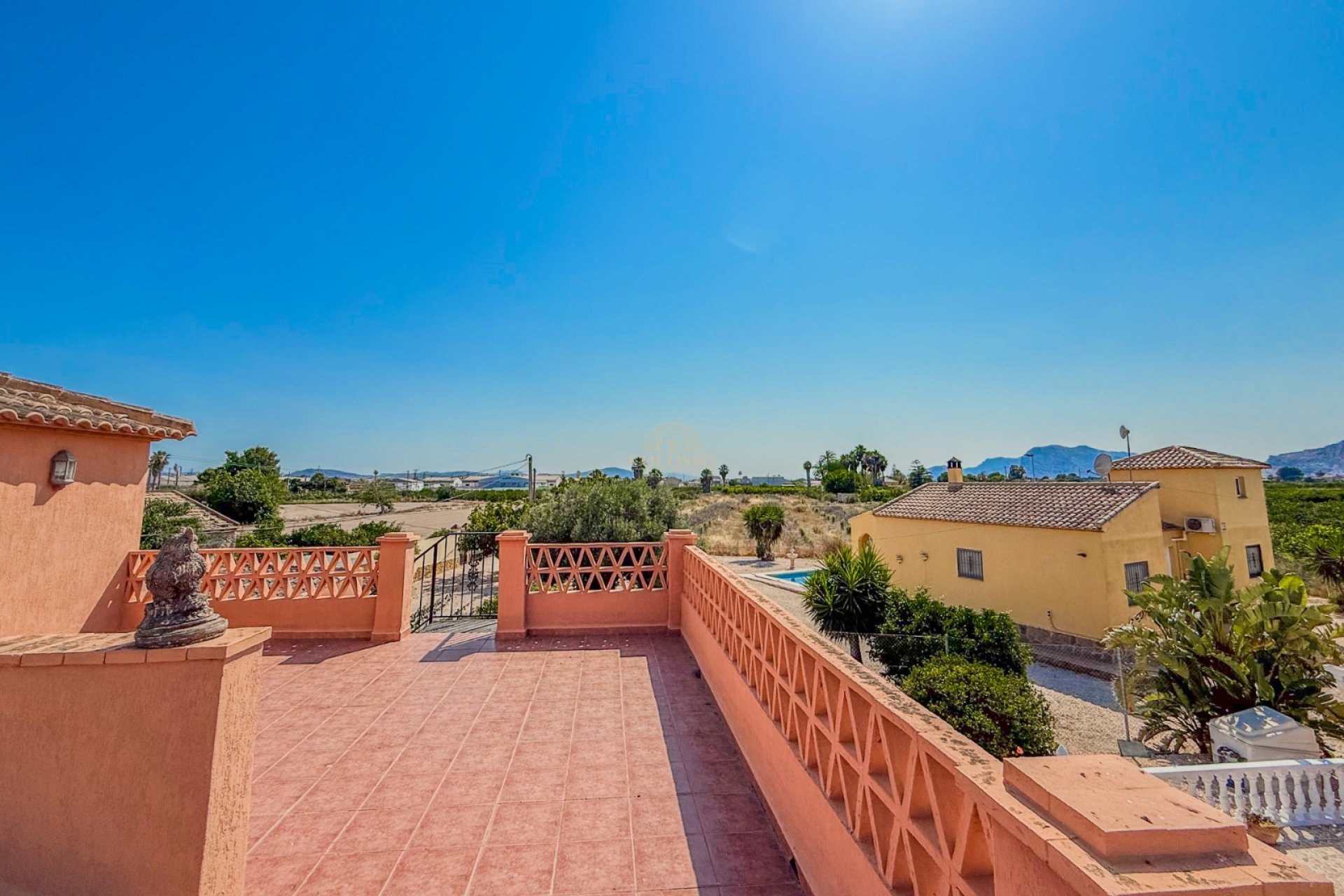 Resale - Chalet -
Rafal