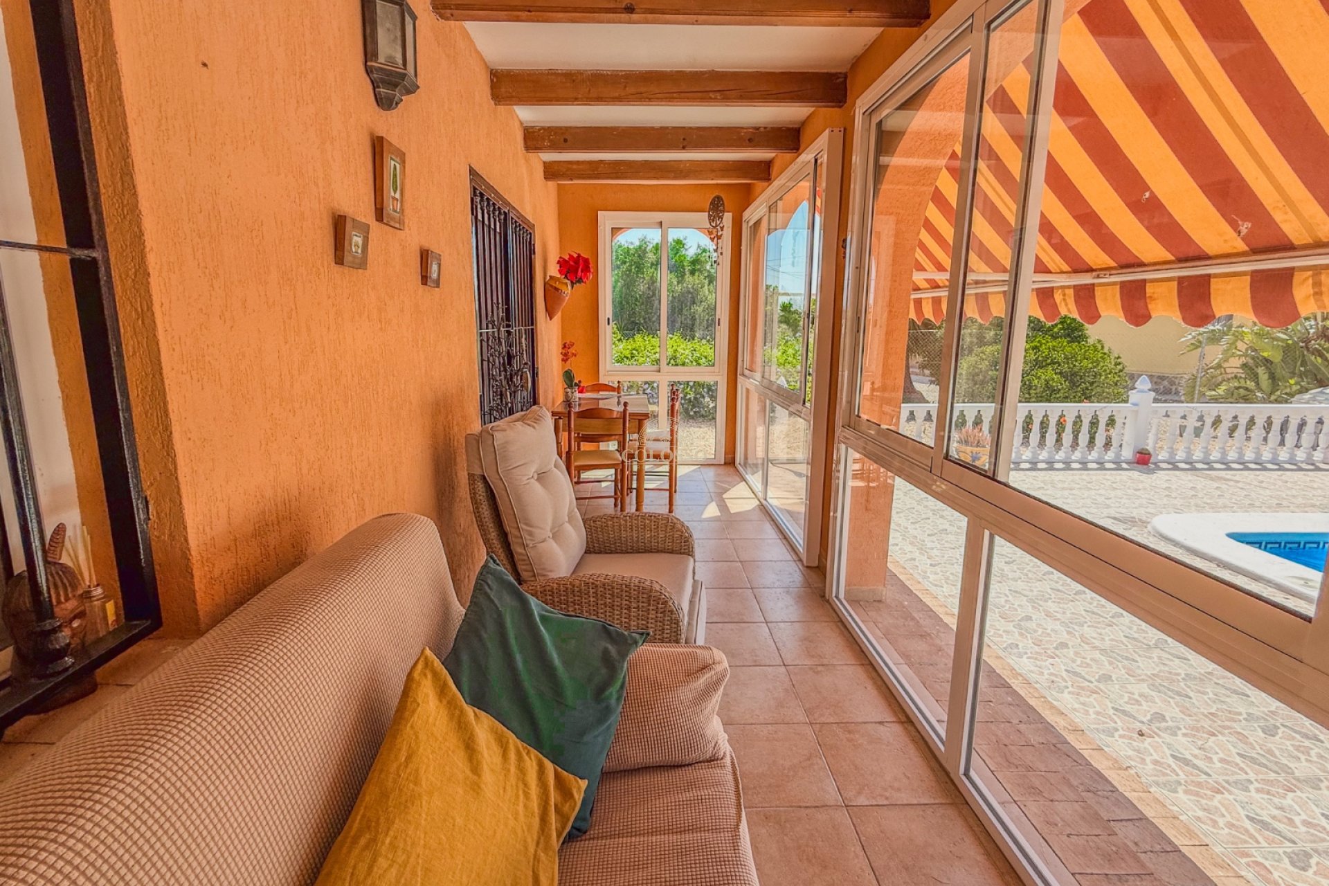 Resale - Chalet -
Rafal