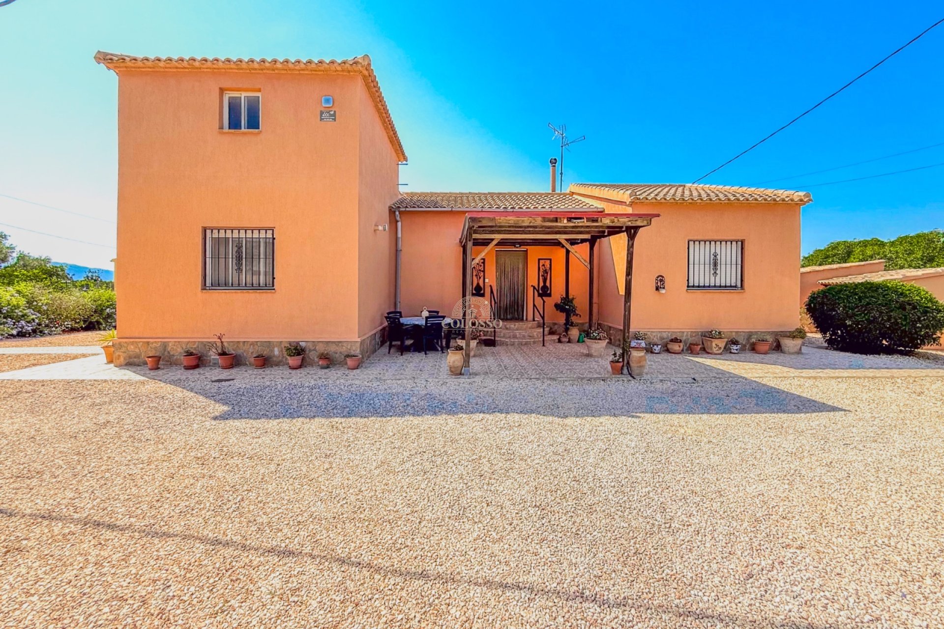 Resale - Chalet -
Rafal