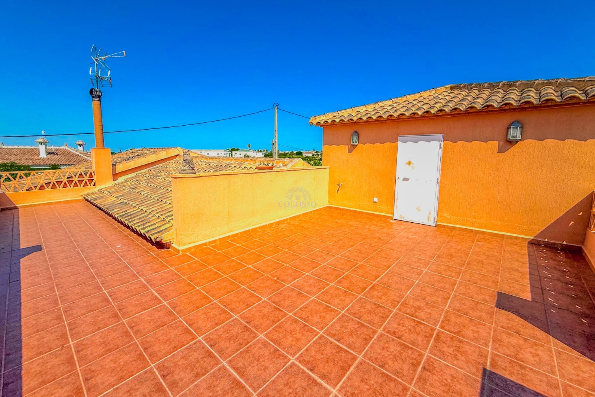 Resale - Chalet -
Rafal