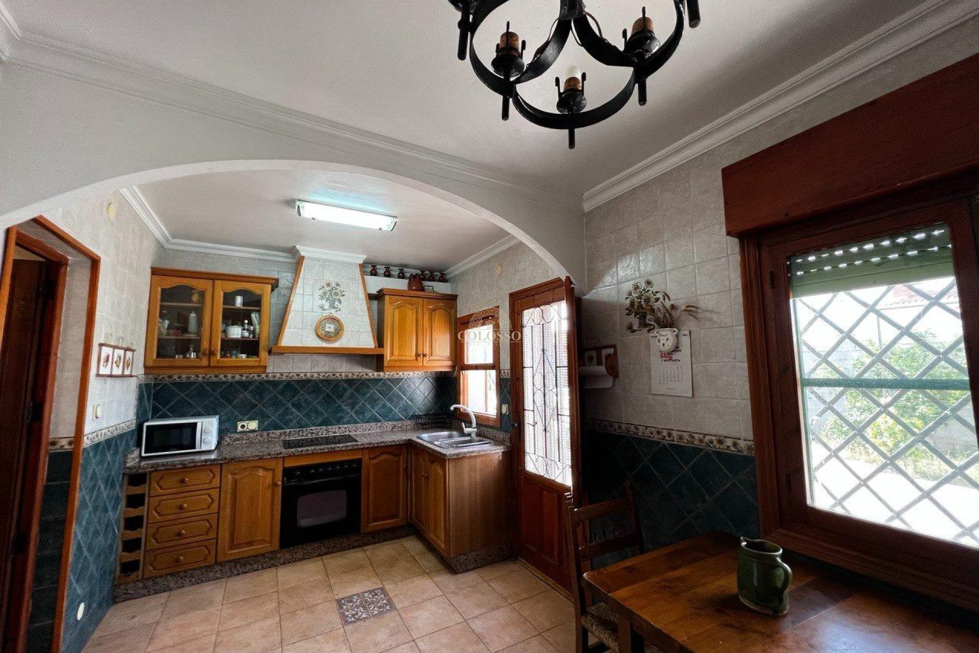 Resale - Chalet -
San Vicente del Raspeig - Sol y Luz